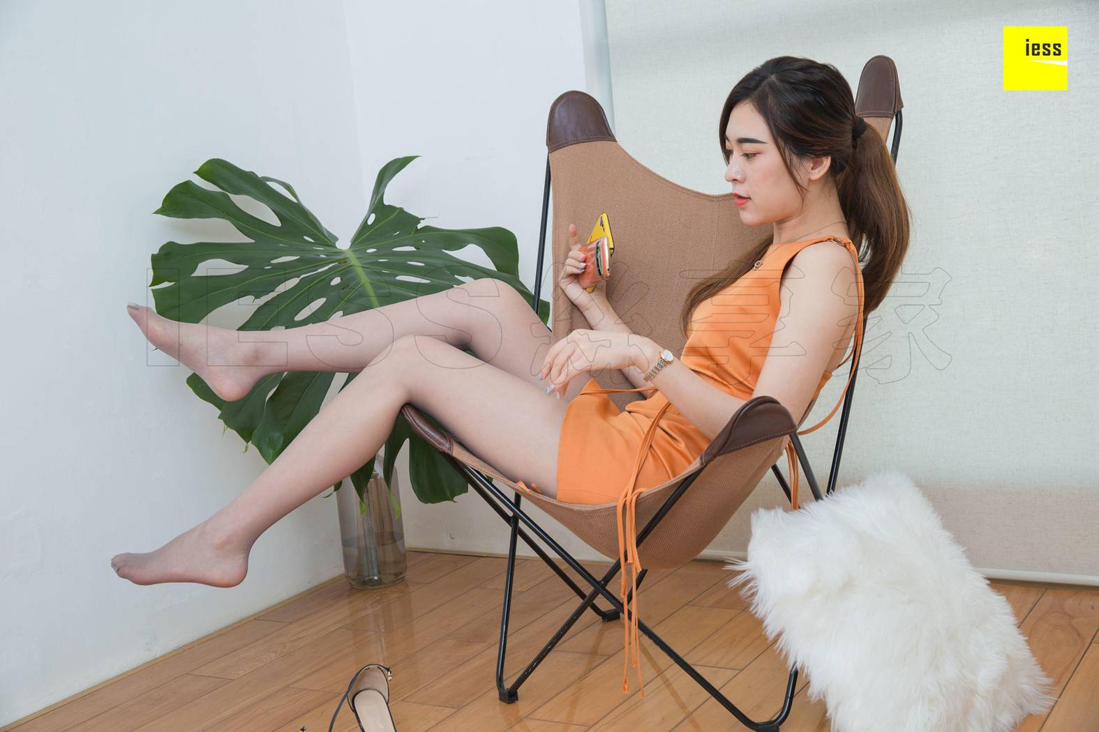 图片[21]-[IESS异思趣向] 2018.11.27 丝享家368：《曦然露脐短裙灰丝》曦然 在线浏览 – 速更版-美库