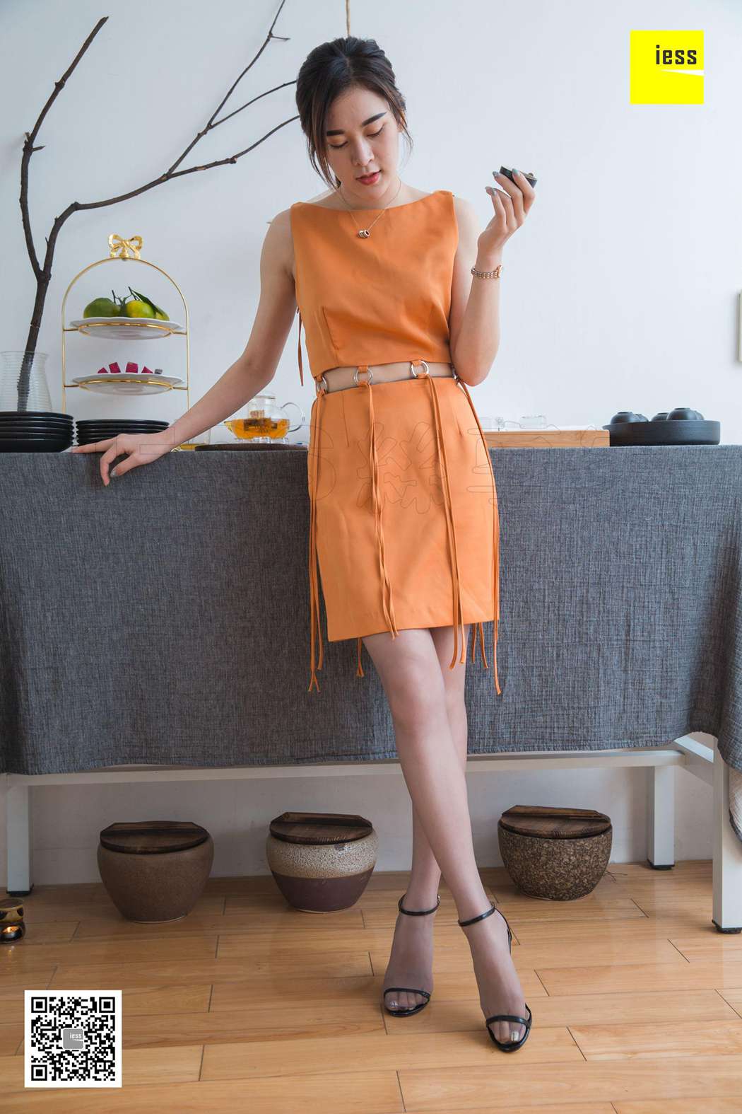 图片[19]-[IESS异思趣向] 2018.11.27 丝享家368：《曦然露脐短裙灰丝》曦然 在线浏览 – 速更版-美库