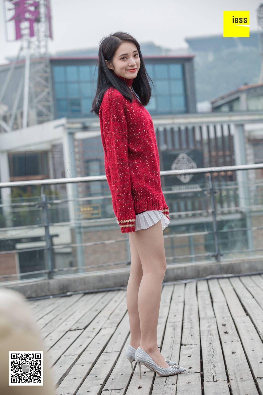 图片[18]-[IESS异思趣向] 2018.12.03 丝享家372：《街拍姗姗和小助理》姗姗 在线浏览 – 速更版-美库