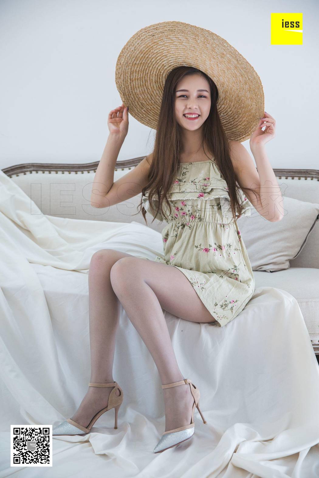 图片[71]-[IESS异思趣向] 2018.12.12 丝享家379：《九妹碎花裙灰丝》九妹 在线浏览 – 速更版-美库