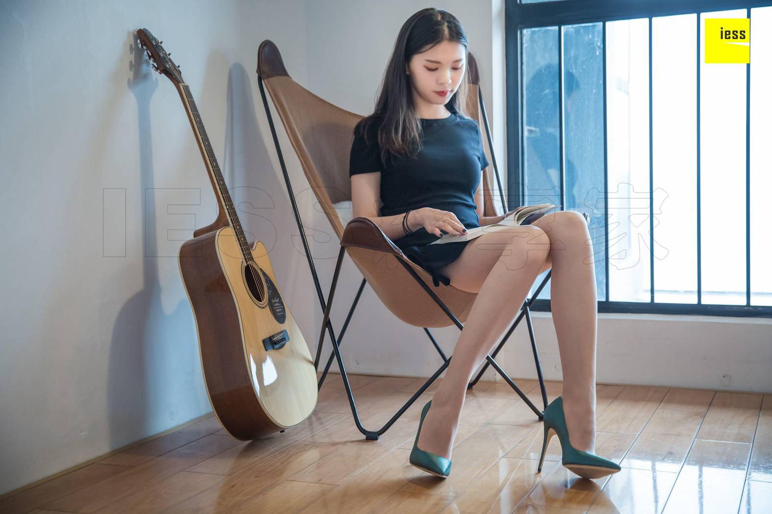 图片[32]-[IESS异思趣向] 2018.12.13 丝享家380：《七七的绿色高跟鞋》七七 在线浏览 – 速更版-美库