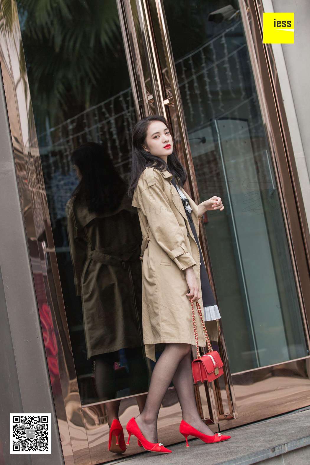 图片[37]-[IESS异思趣向] 2018.12.21 丝享家386：《气质风衣小红高》姗姗 在线浏览 – 速更版-美库