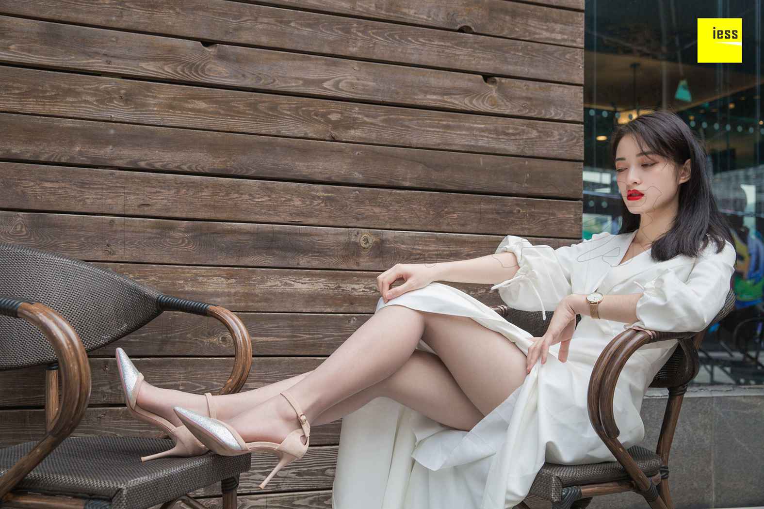 图片[27]-[IESS异思趣向] 2019.01.03 丝享家394：《烈焰红唇白长裙》姗姗 在线浏览 – 速更版-美库