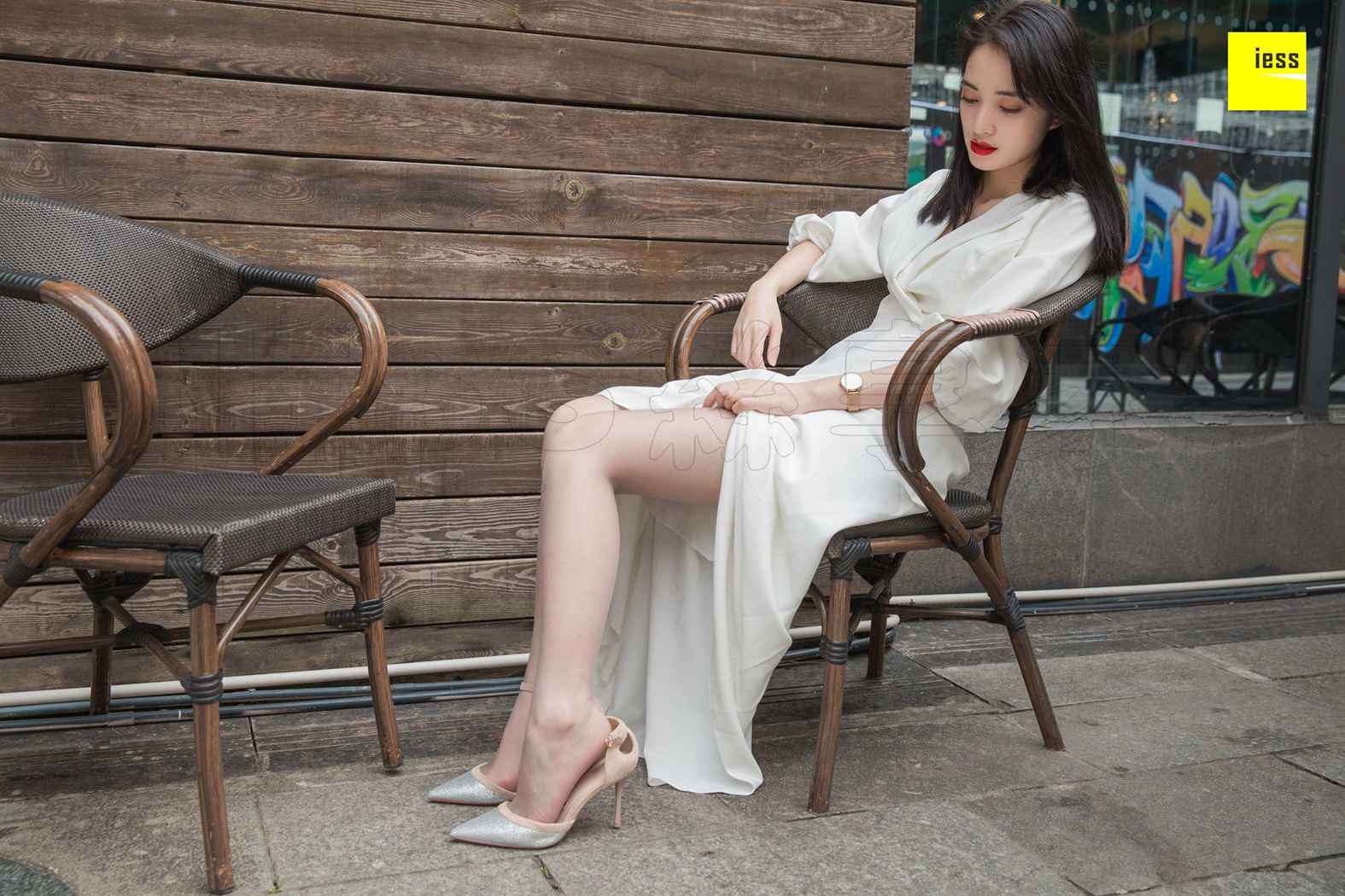 图片[67]-[IESS异思趣向] 2019.01.03 丝享家394：《烈焰红唇白长裙》姗姗 在线浏览 – 速更版-美库