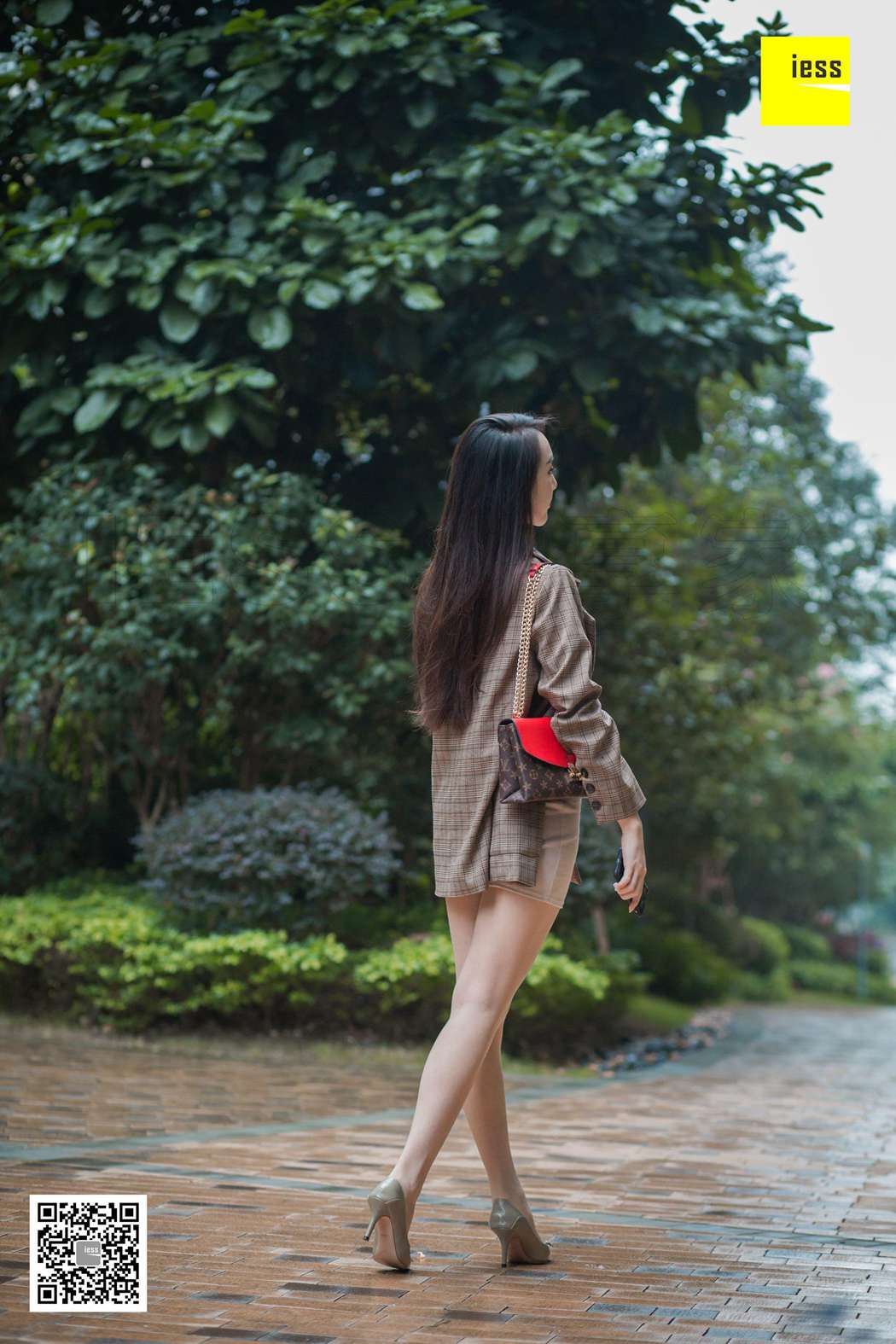 图片[32]-[IESS异思趣向] 2019.01.08 丝享家397：《小区楼下偶遇云芝》云芝 在线浏览 – 速更版-美库