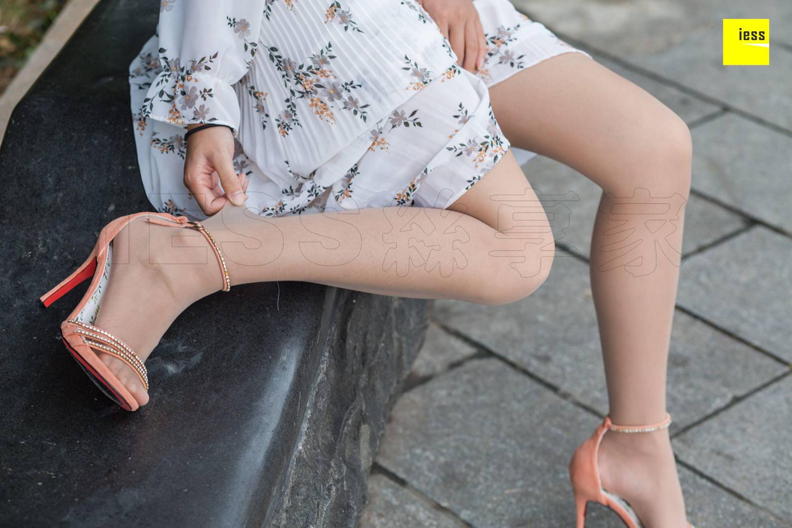 图片[31]-[IESS异思趣向] 2019.02.01 丝享家414：《婉萍飘飘仙女裙》婉萍 在线浏览 – 速更版-美库