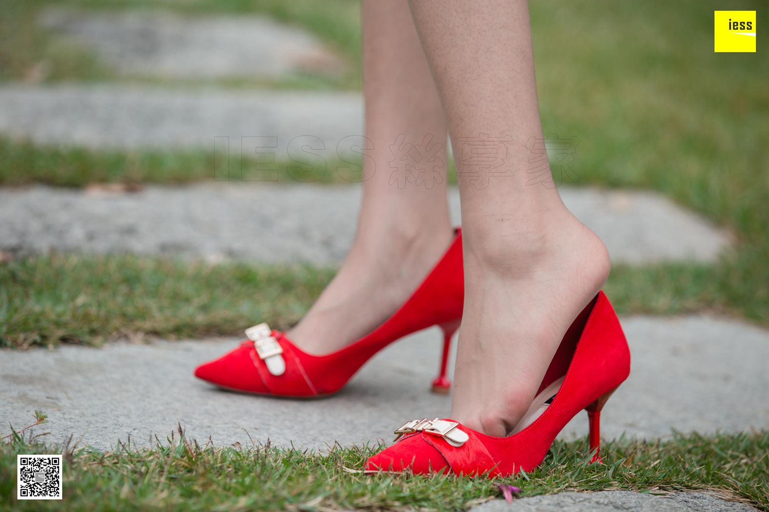 图片[70]-[IESS异思趣向] 2019.02.18 丝享家424：《花丛中的小羽》小羽 在线浏览 – 速更版-美库