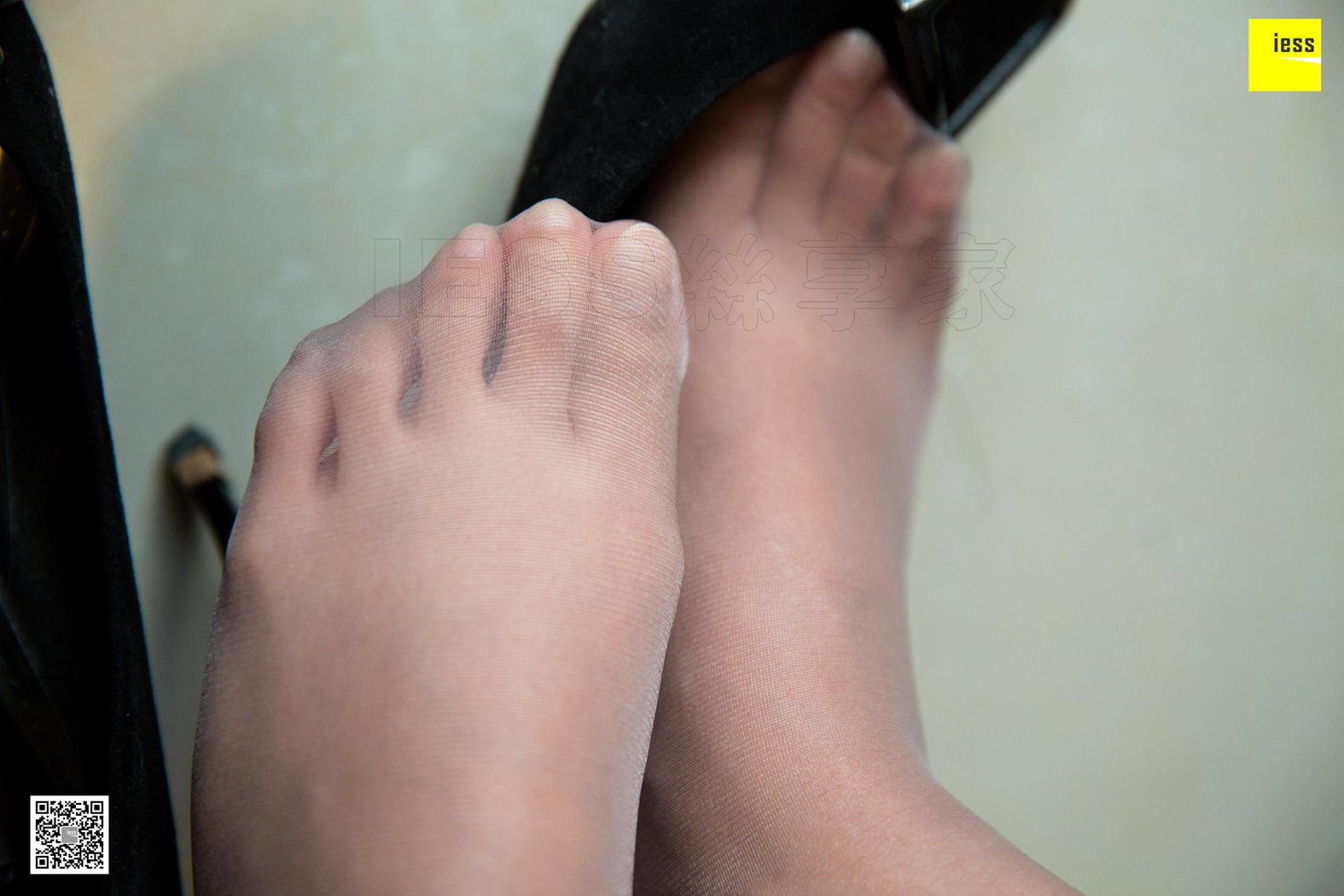 图片[18]-[IESS异思趣向] 2019.02.20 丝享家427：《婉萍灰丝小西装》婉萍 在线浏览 – 速更版-美库