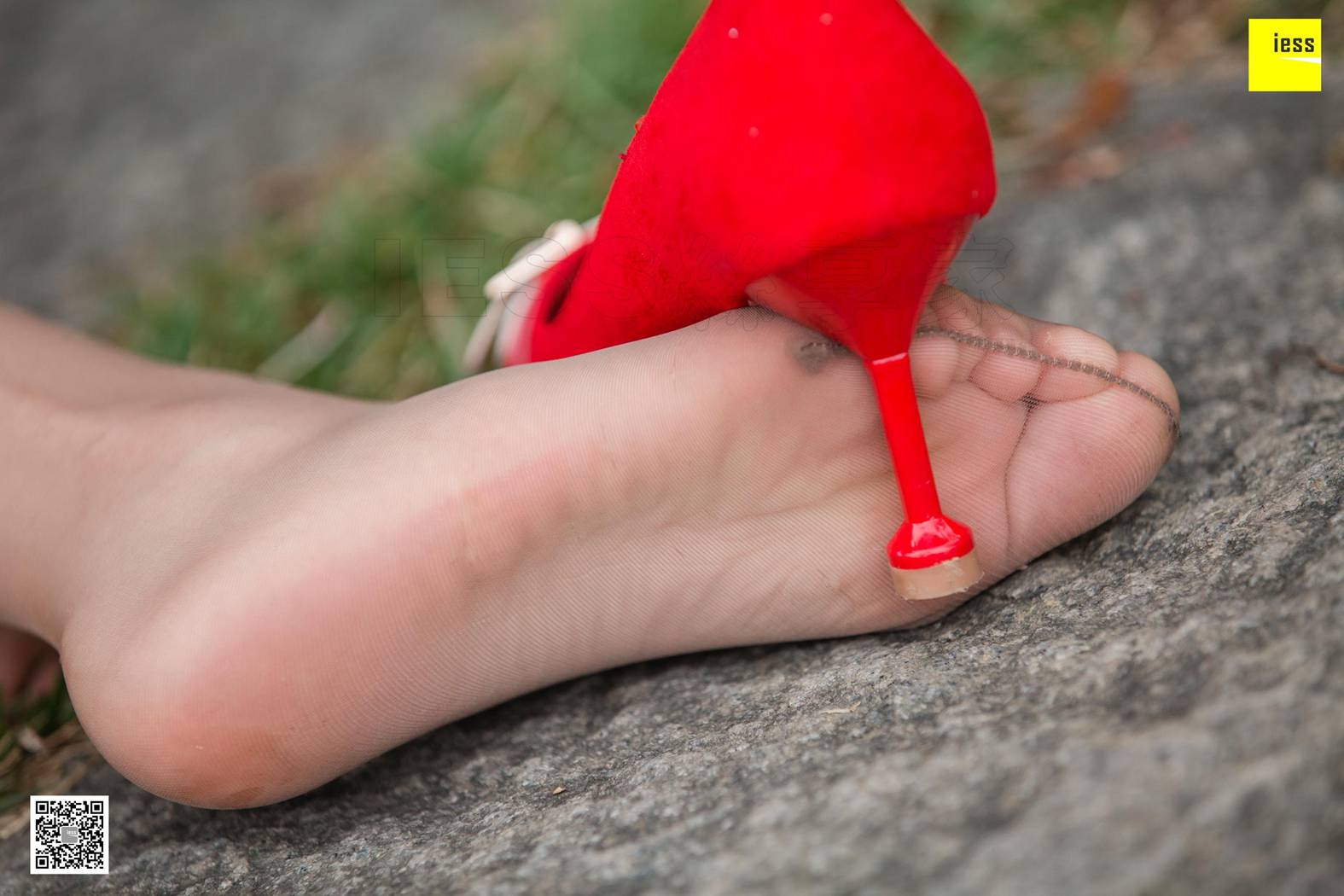 图片[62]-[IESS异思趣向] 2019.02.18 丝享家424：《花丛中的小羽》小羽 在线浏览 – 速更版-美库