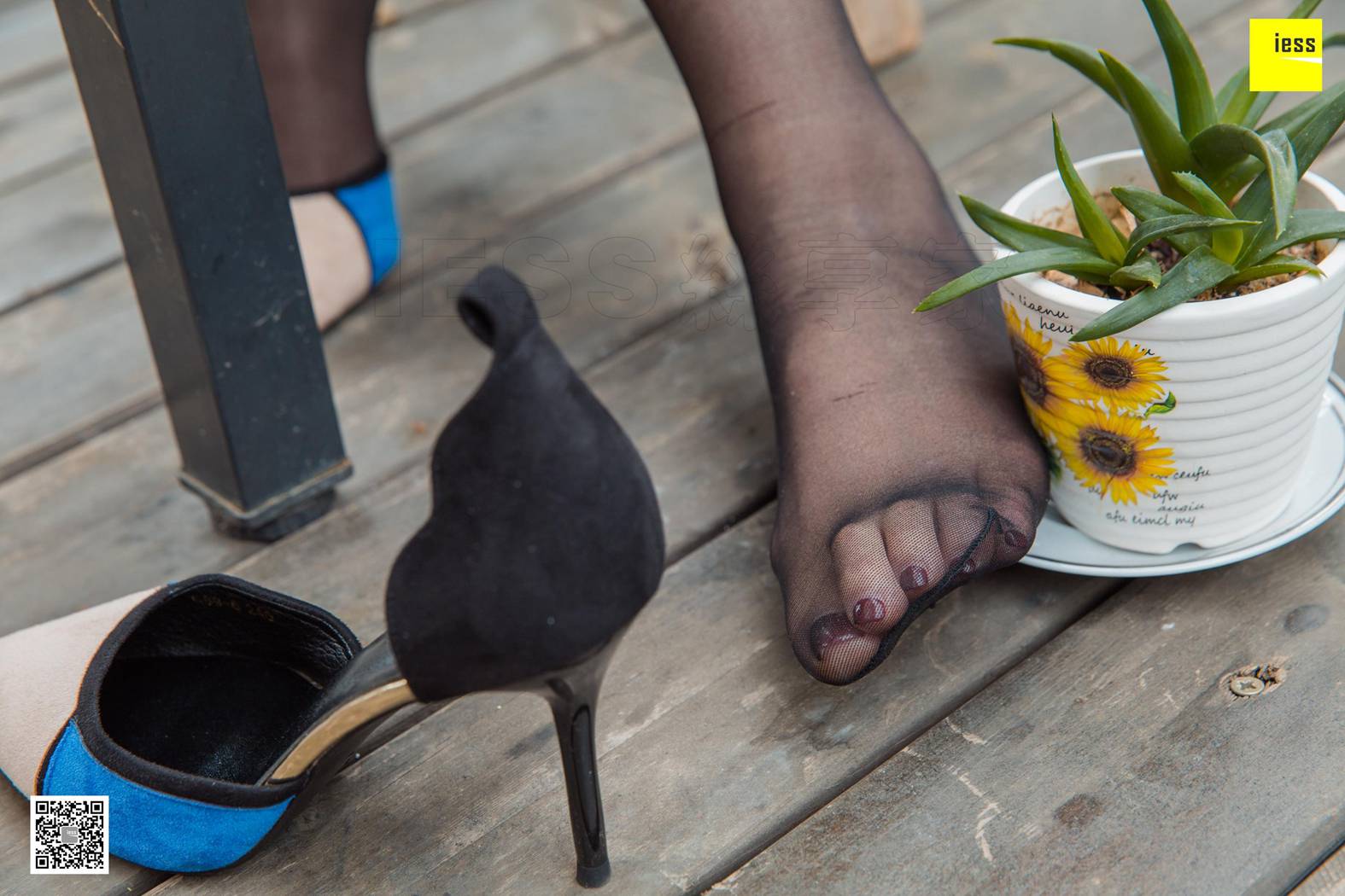 图片[3]-[IESS异思趣向] 2019.02.25 丝享家429：《小白领九妹发发呆》九妹 在线浏览 – 速更版-美库