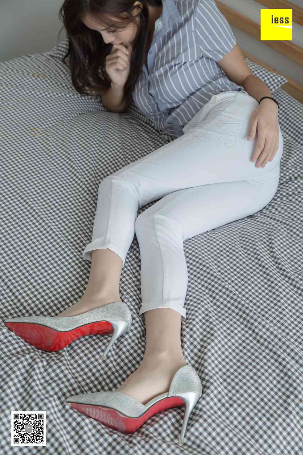 图片[15]-[IESS异思趣向] 2019.03.11 丝享家438：《小羽OL白长裤》小羽 在线浏览 – 速更版-美库