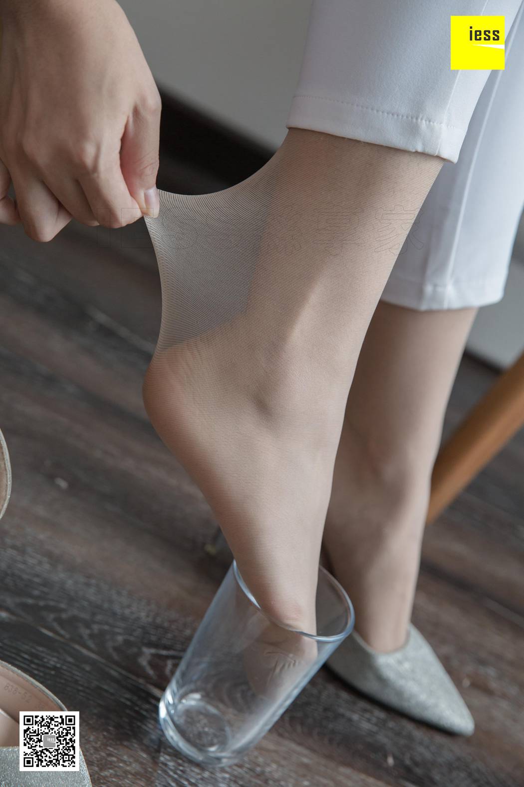 图片[73]-[IESS异思趣向] 2019.03.11 丝享家438：《小羽OL白长裤》小羽 在线浏览 – 速更版-美库