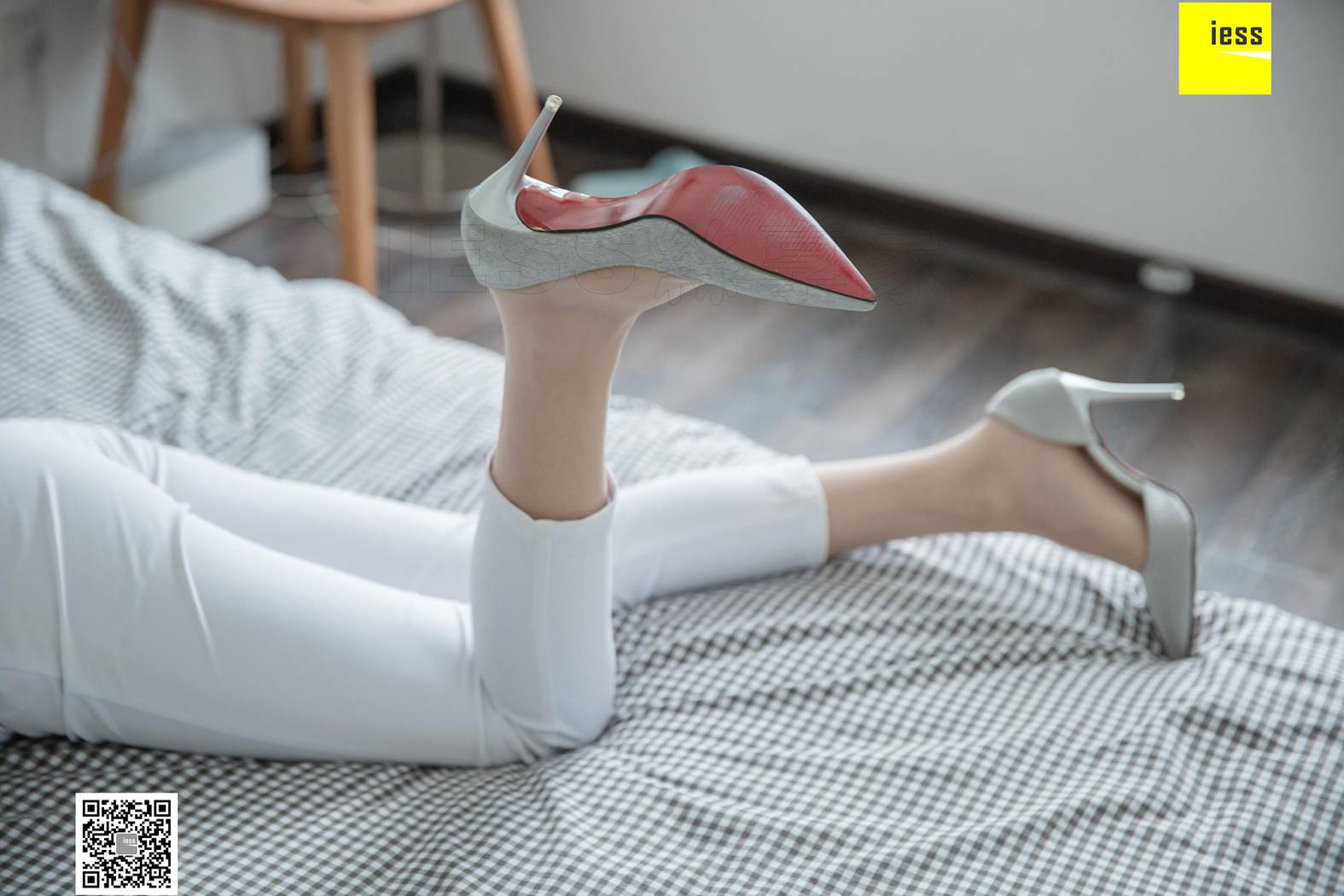 图片[51]-[IESS异思趣向] 2019.03.11 丝享家438：《小羽OL白长裤》小羽 在线浏览 – 速更版-美库