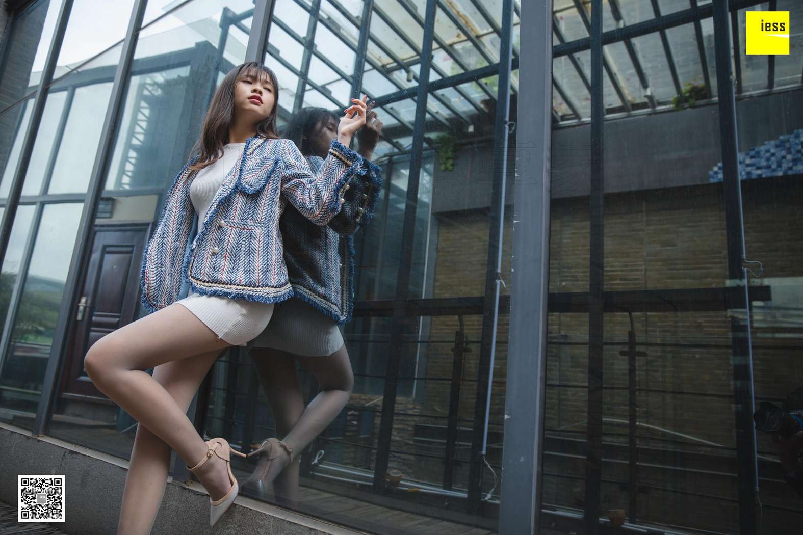 图片[22]-[IESS异思趣向] 2019.03.05 丝享家435：《七七小香风街拍》七七 在线浏览 – 速更版-美库