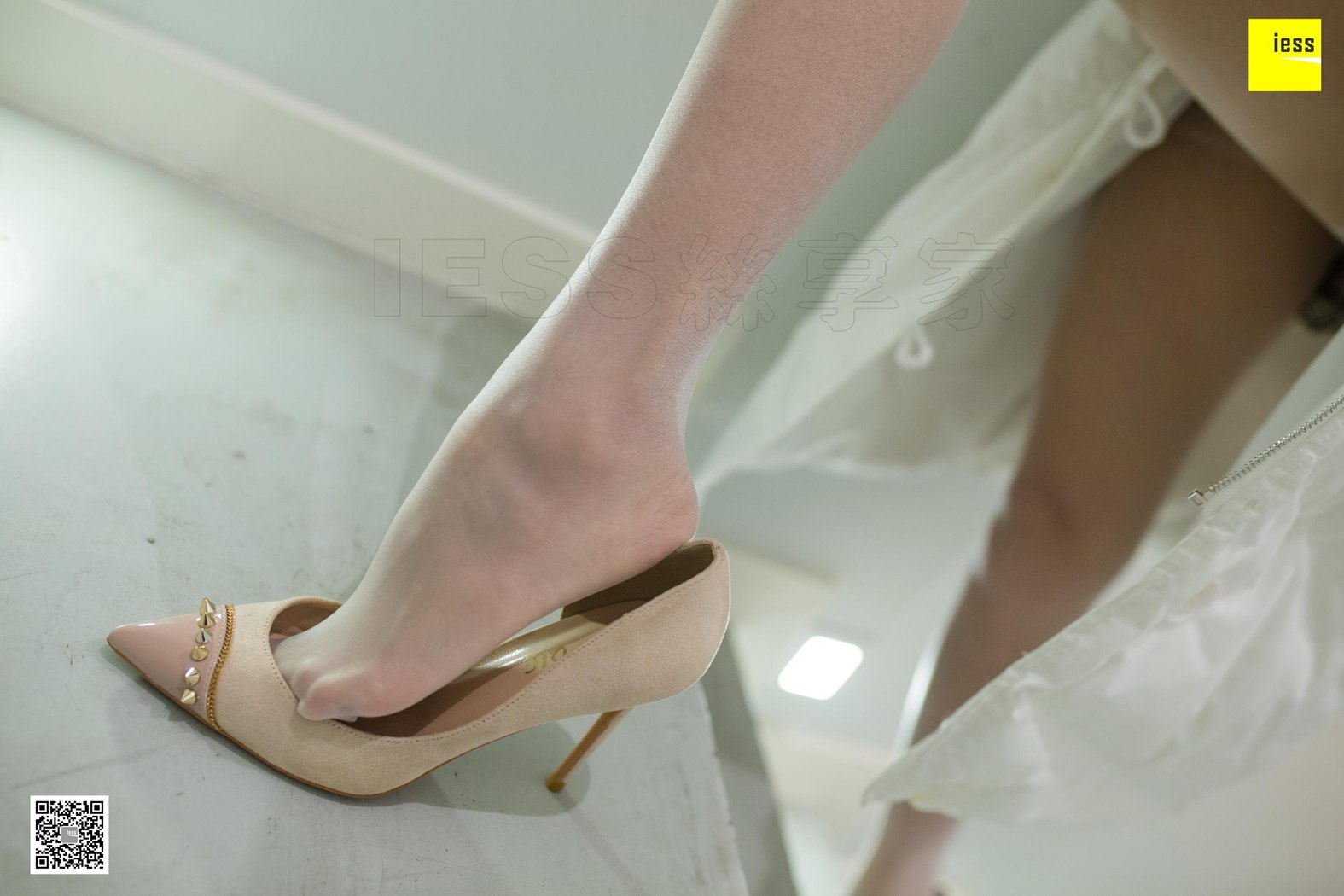 图片[42]-[IESS异思趣向] 2019.03.13 丝享家440：《婉萍白色羽绒服》婉萍 在线浏览 – 速更版-美库