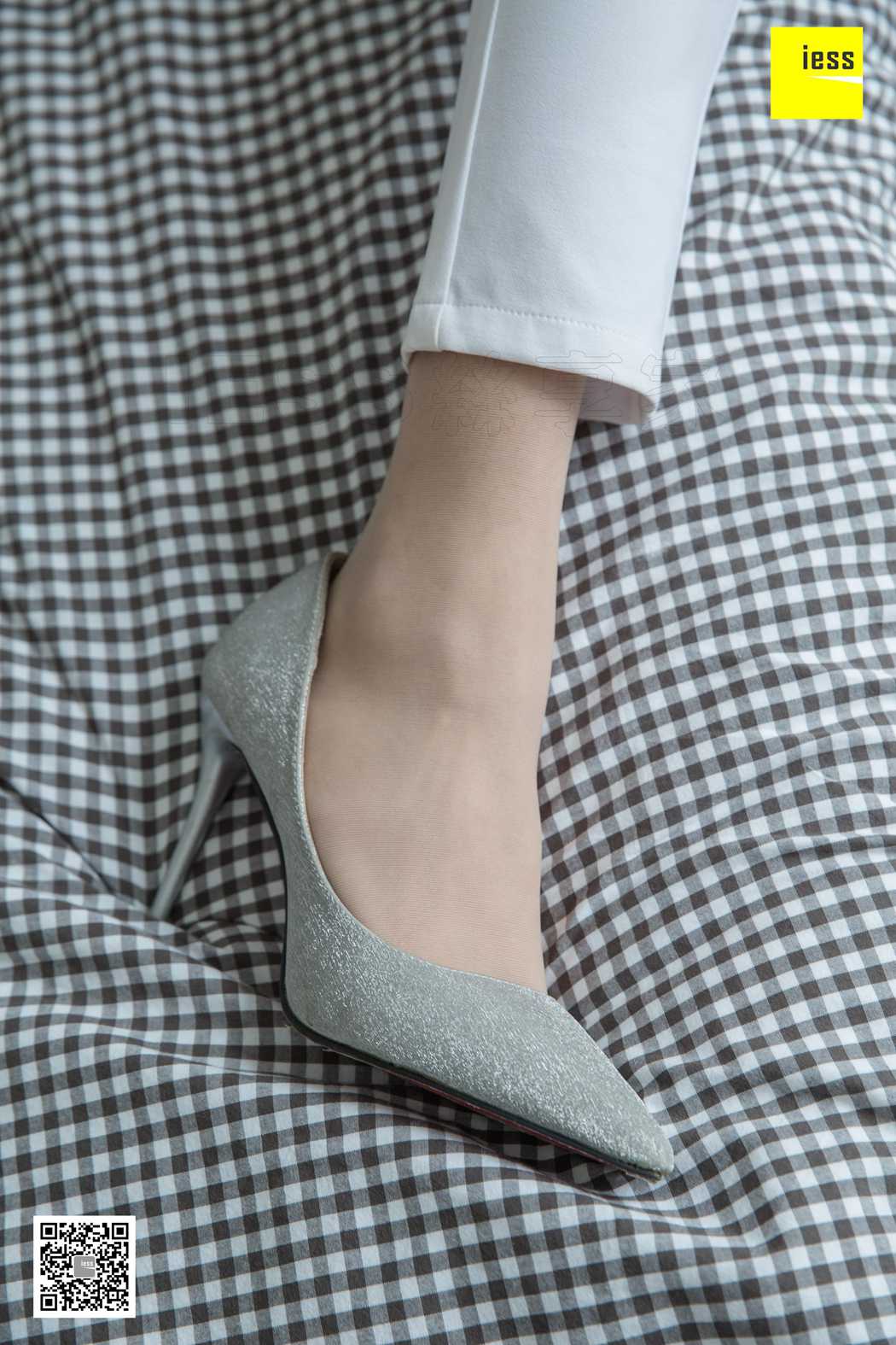 图片[26]-[IESS异思趣向] 2019.03.11 丝享家438：《小羽OL白长裤》小羽 在线浏览 – 速更版-美库