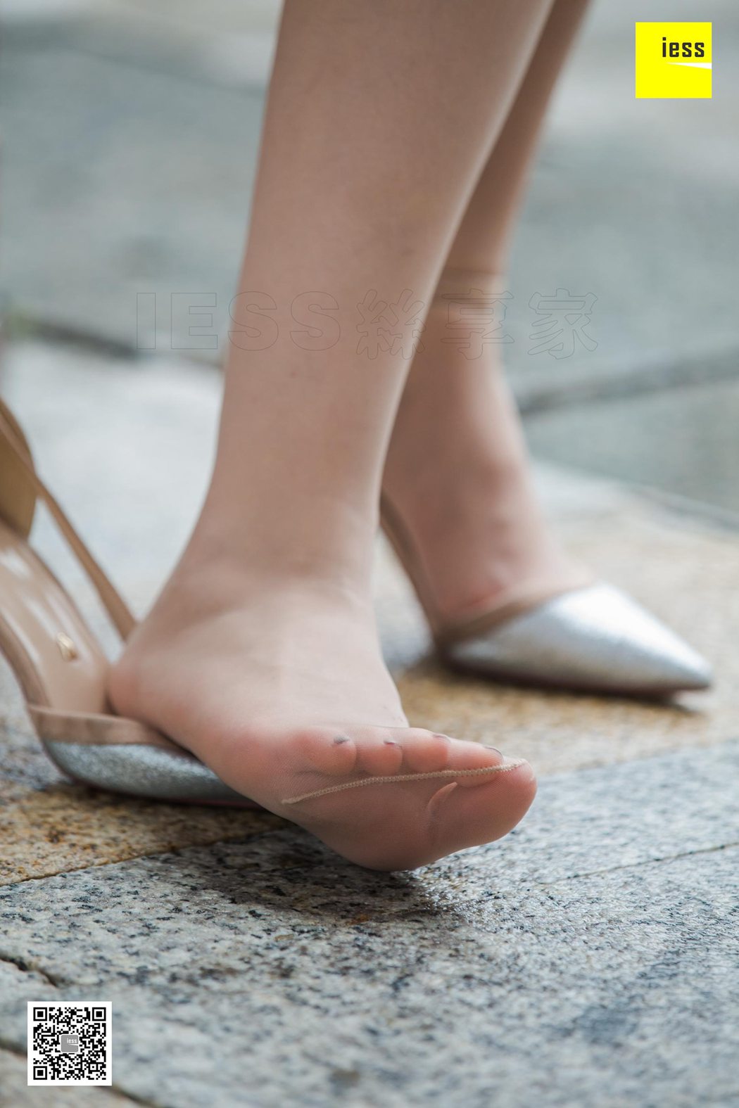 图片[79]-[IESS异思趣向] 2019.03.17 丝享家443：《九妹雨中漫步》九妹 在线浏览 – 速更版-美库