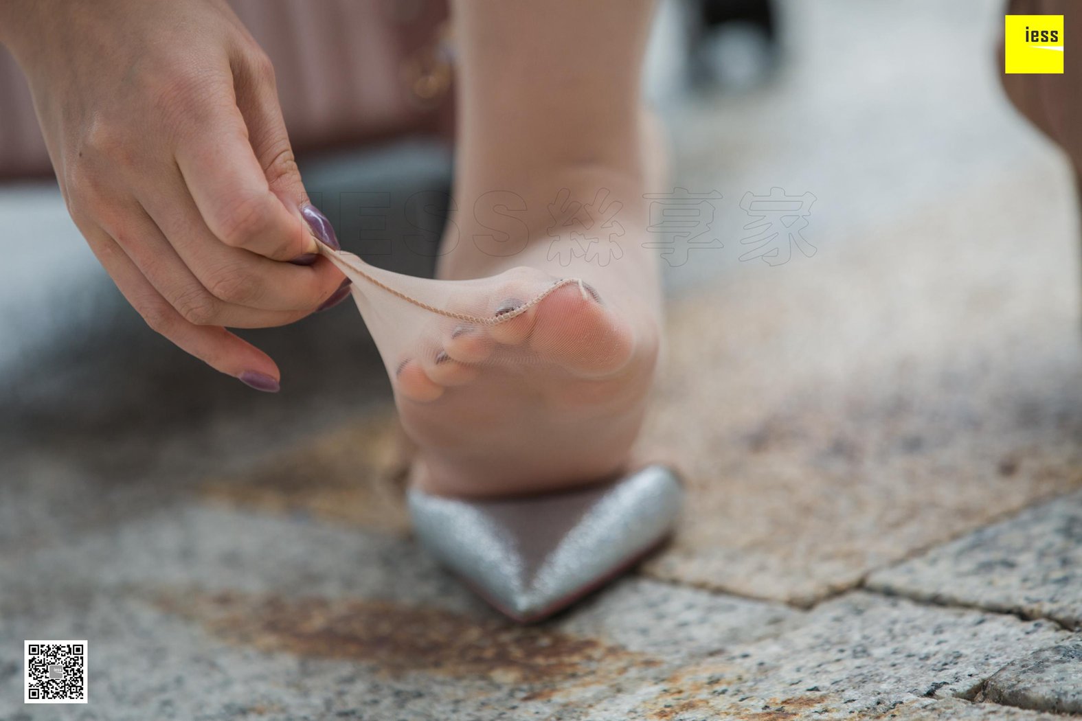 图片[67]-[IESS异思趣向] 2019.03.17 丝享家443：《九妹雨中漫步》九妹 在线浏览 – 速更版-美库