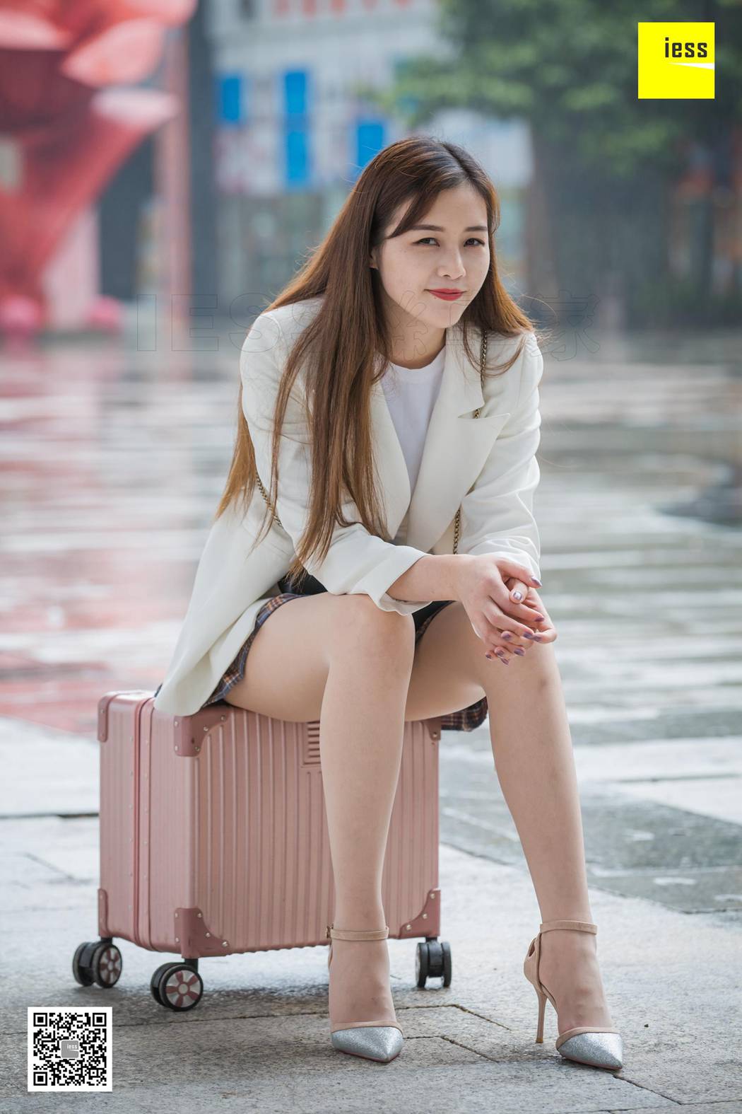 图片[70]-[IESS异思趣向] 2019.03.17 丝享家443：《九妹雨中漫步》九妹 在线浏览 – 速更版-美库