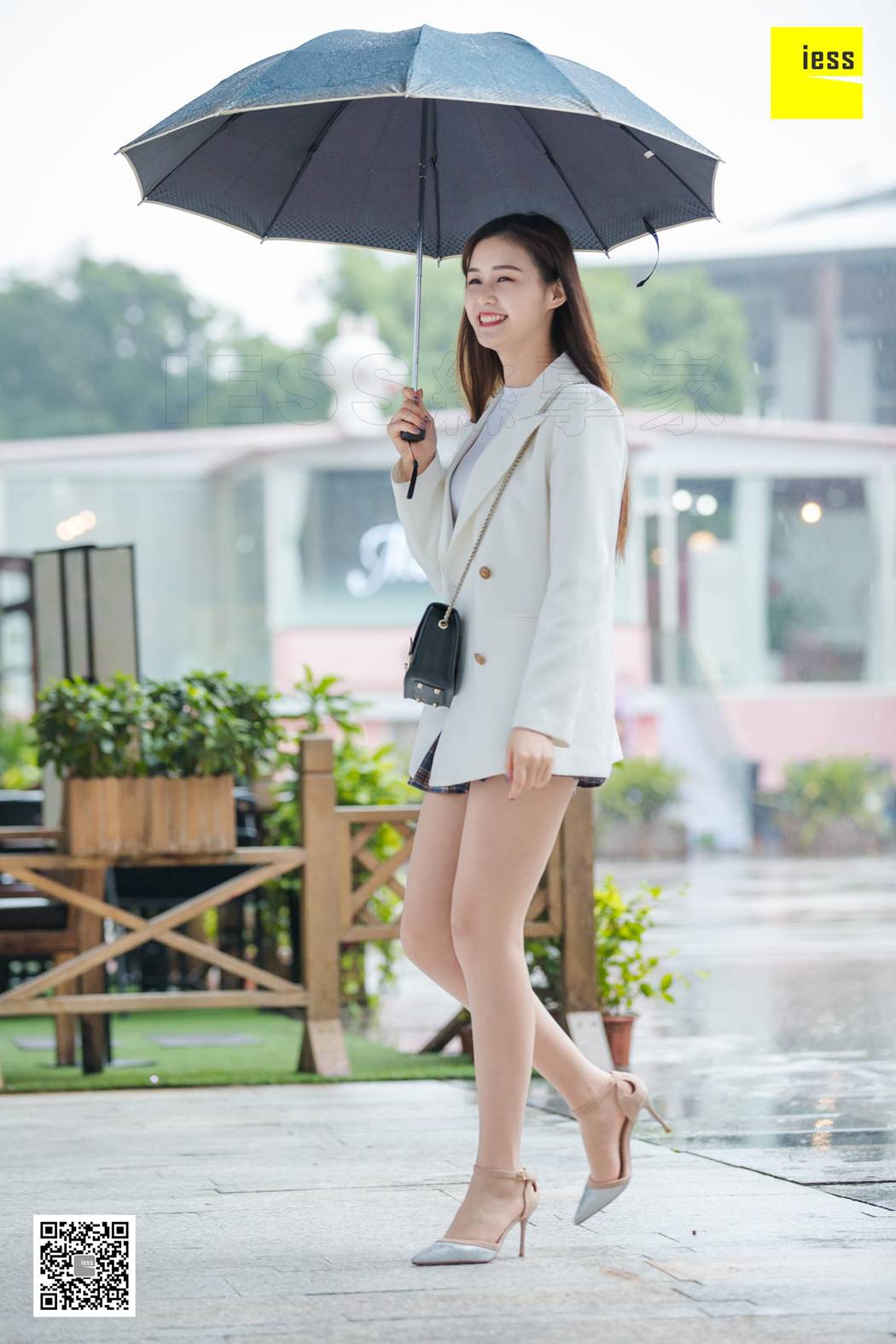 图片[23]-[IESS异思趣向] 2019.03.17 丝享家443：《九妹雨中漫步》九妹 在线浏览 – 速更版-美库