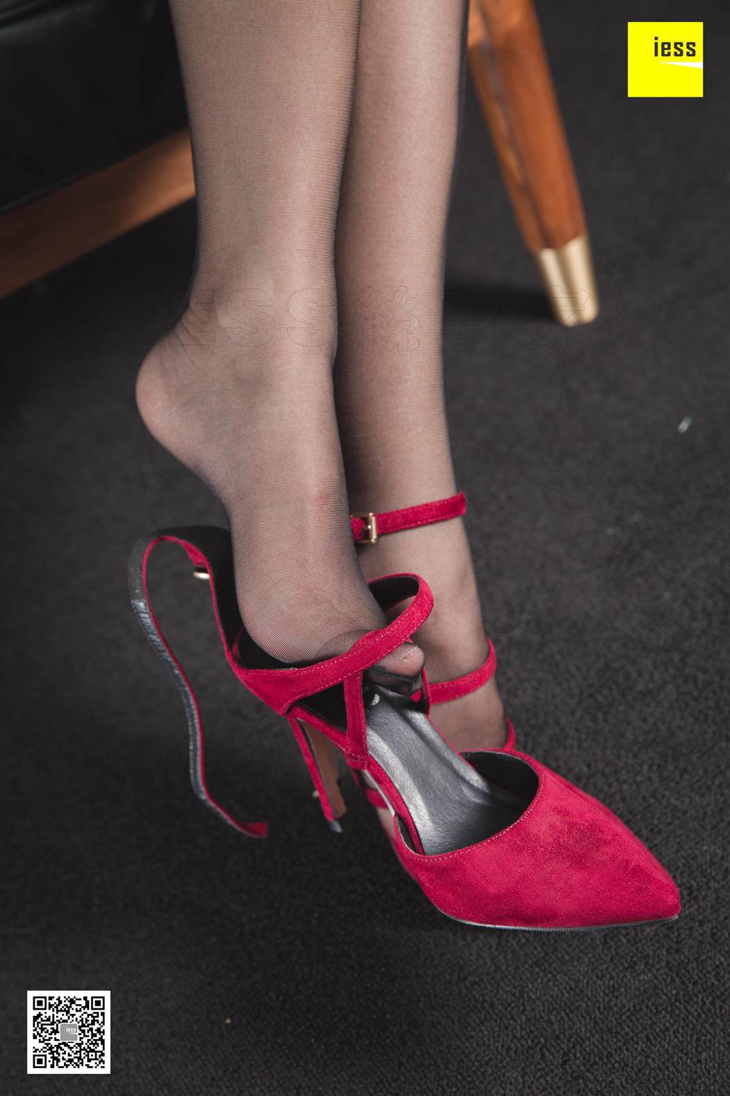 图片[35]-[IESS异思趣向] 2019.04.05 丝享家457：《秋秋的红色火焰》秋秋 在线浏览 – 速更版-美库