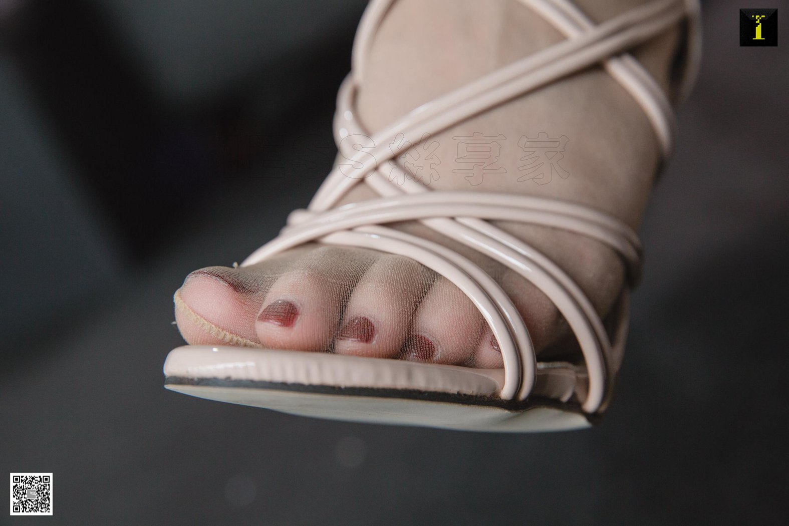 图片[14]-[IESS异思趣向] 2019.04.25 丝享家471：《九妹的肤色凉鞋》九妹 在线浏览 – 速更版-美库