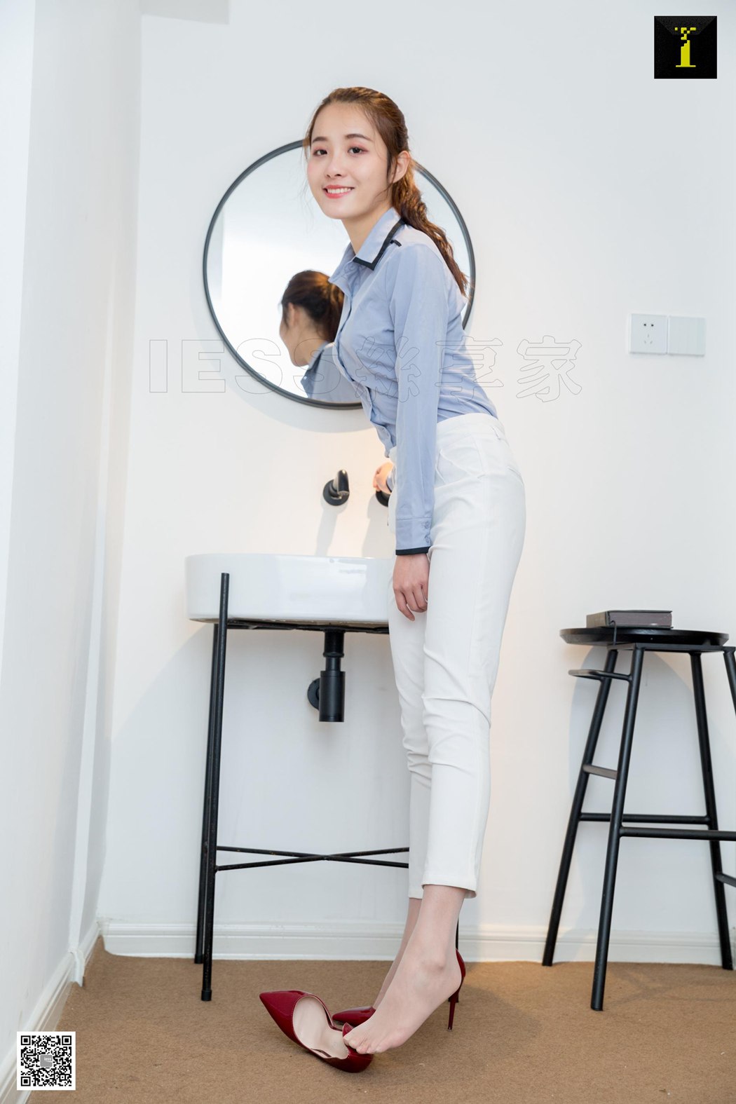 图片[30]-[IESS异思趣向] 2019.05.04 丝享家476 《婉萍简约白色西装裤》婉萍 在线浏览 – 速更版-美库