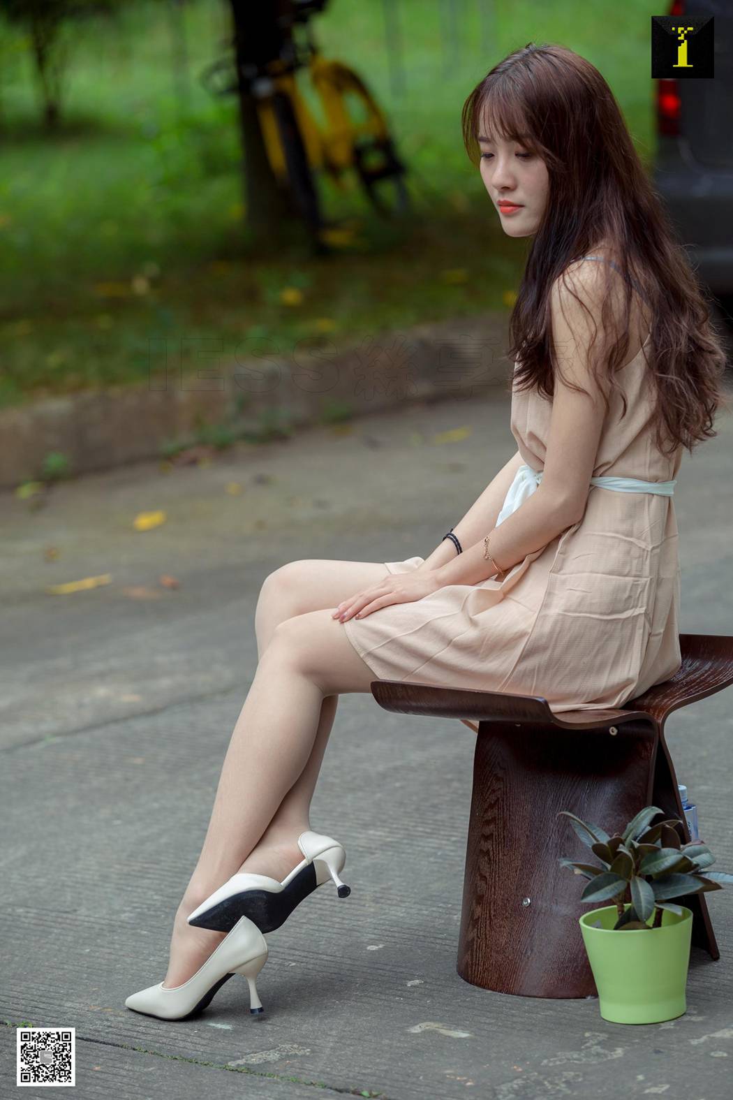 图片[32]-[IESS异思趣向] 2019.05.13 丝享家483：《日系小清新婉萍》婉萍 在线浏览 – 速更版-美库