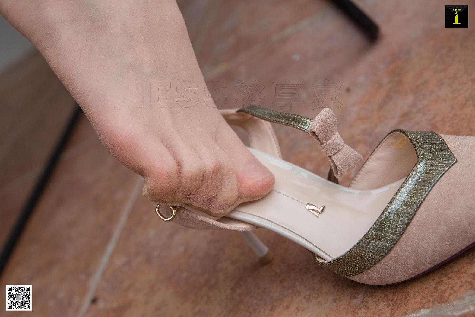 图片[36]-[IESS异思趣向] 2019.05.27 丝享家493：《素人姗姗的雪白肌》姗姗 在线浏览 – 速更版-美库