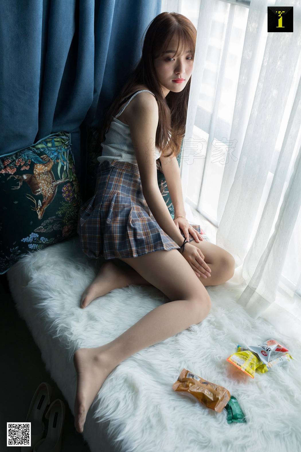 图片[22]-IESS异思趣向 2019.05.29 丝享家：《爱吃零食的婉萍》婉萍 在线浏览 – 速更版-美库