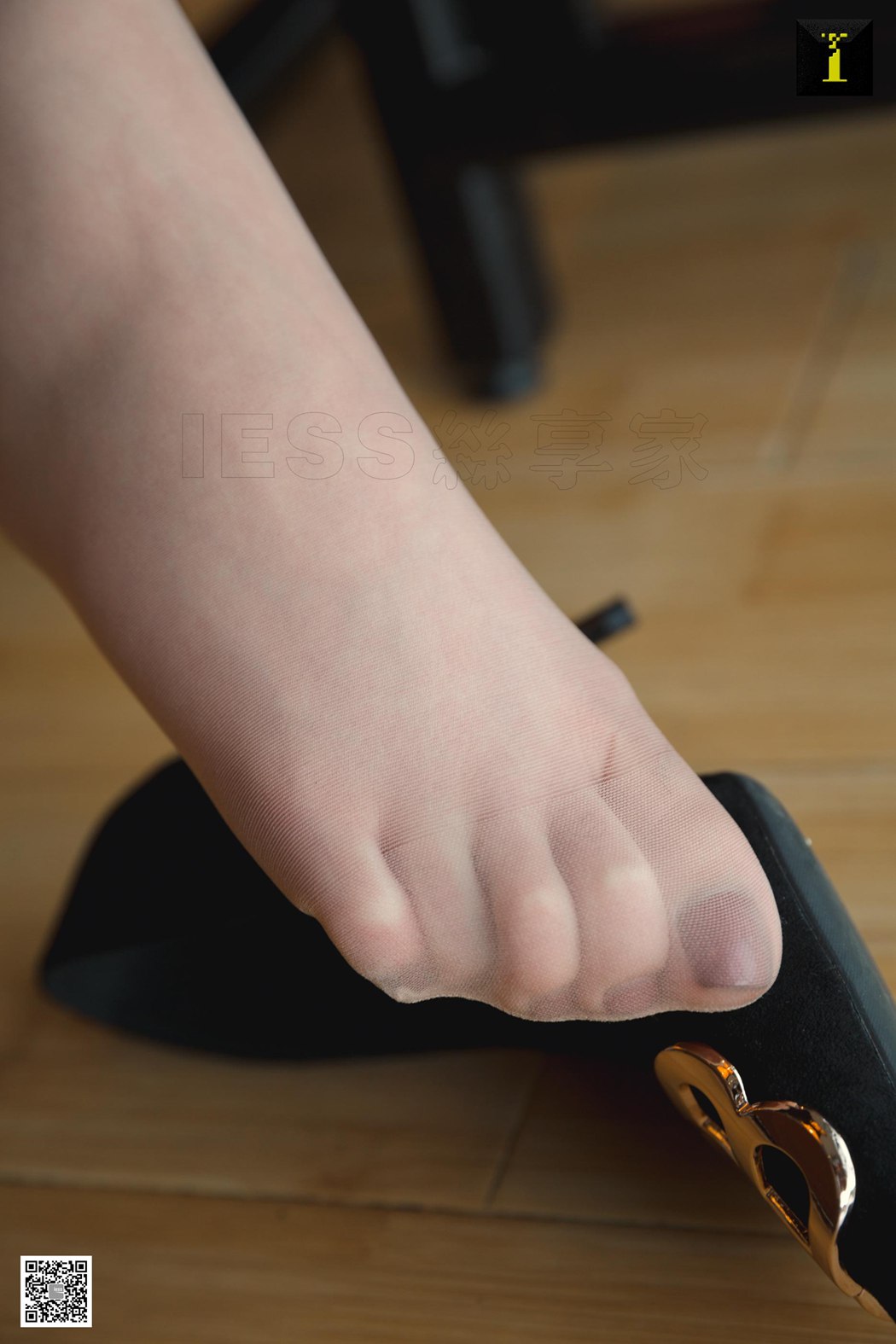 图片[14]-[IESS异思趣向] 2019.06.04 丝享家499：《乐乐的夏日美背》乐乐 在线浏览 – 速更版-美库