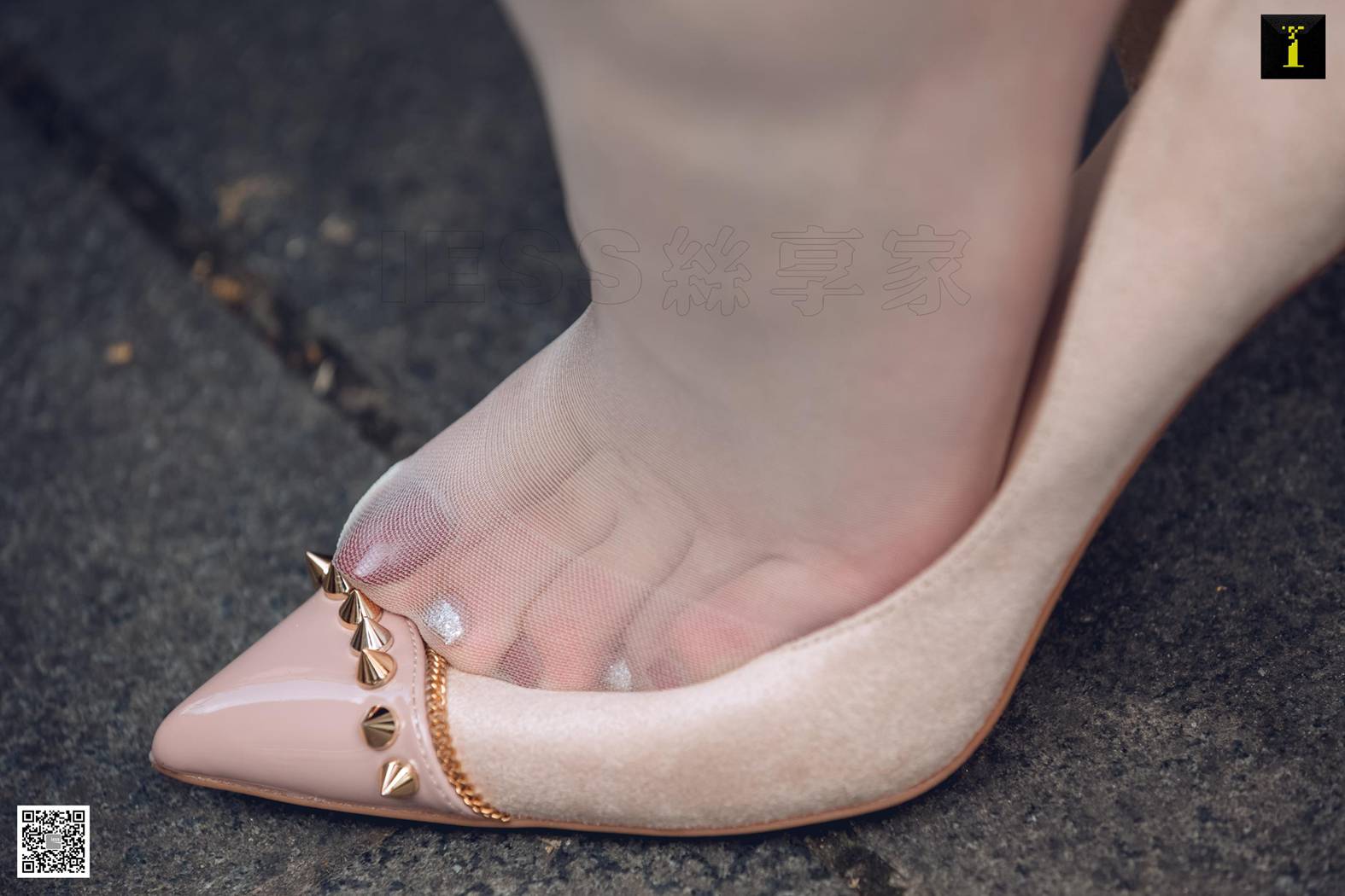 图片[29]-[IESS异思趣向] 2019.05.28 丝享家494：《小猪佩奇我配你》乐乐 在线浏览 – 速更版-美库