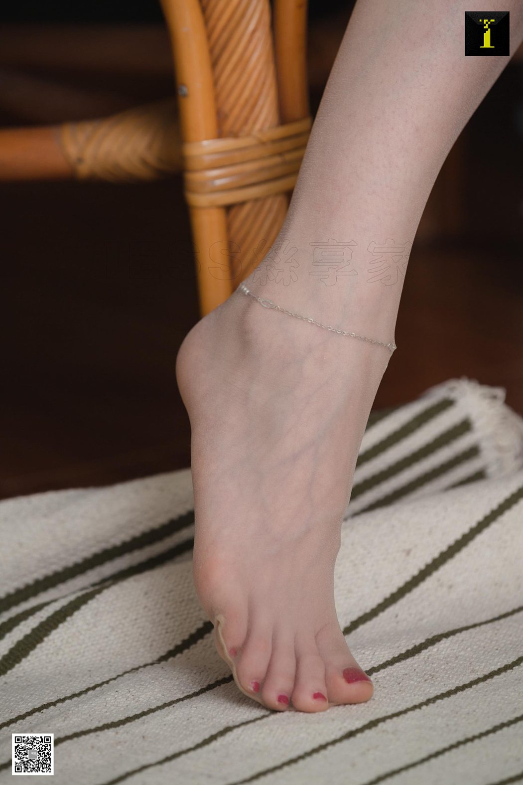 图片[5]-[IESS异思趣向] 2019.06.05 丝享家500：《佳佳 绿植 吉他》佳佳 在线浏览 – 速更版-美库