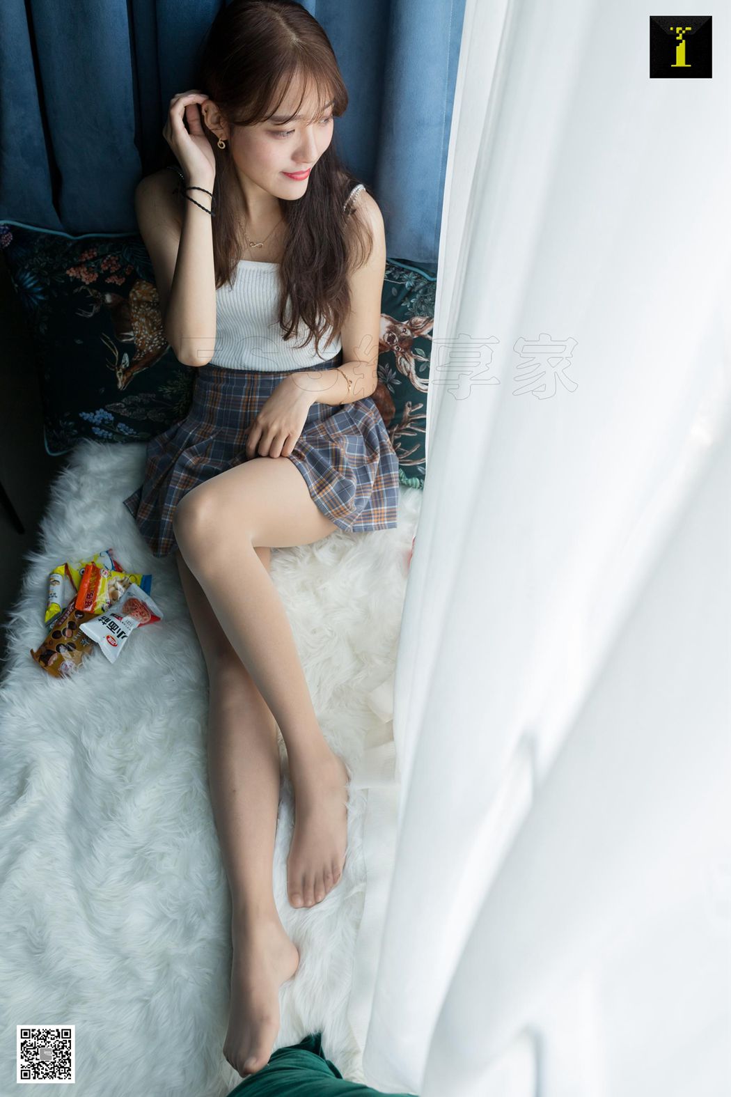 图片[15]-IESS异思趣向 2019.05.29 丝享家：《爱吃零食的婉萍》婉萍 在线浏览 – 速更版-美库