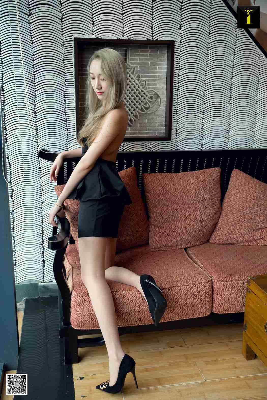 图片[36]-[IESS异思趣向] 2019.06.04 丝享家499：《乐乐的夏日美背》乐乐 在线浏览 – 速更版-美库