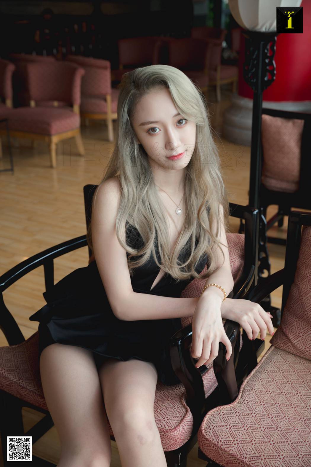 图片[8]-[IESS异思趣向] 2019.06.04 丝享家499：《乐乐的夏日美背》乐乐 在线浏览 – 速更版-美库