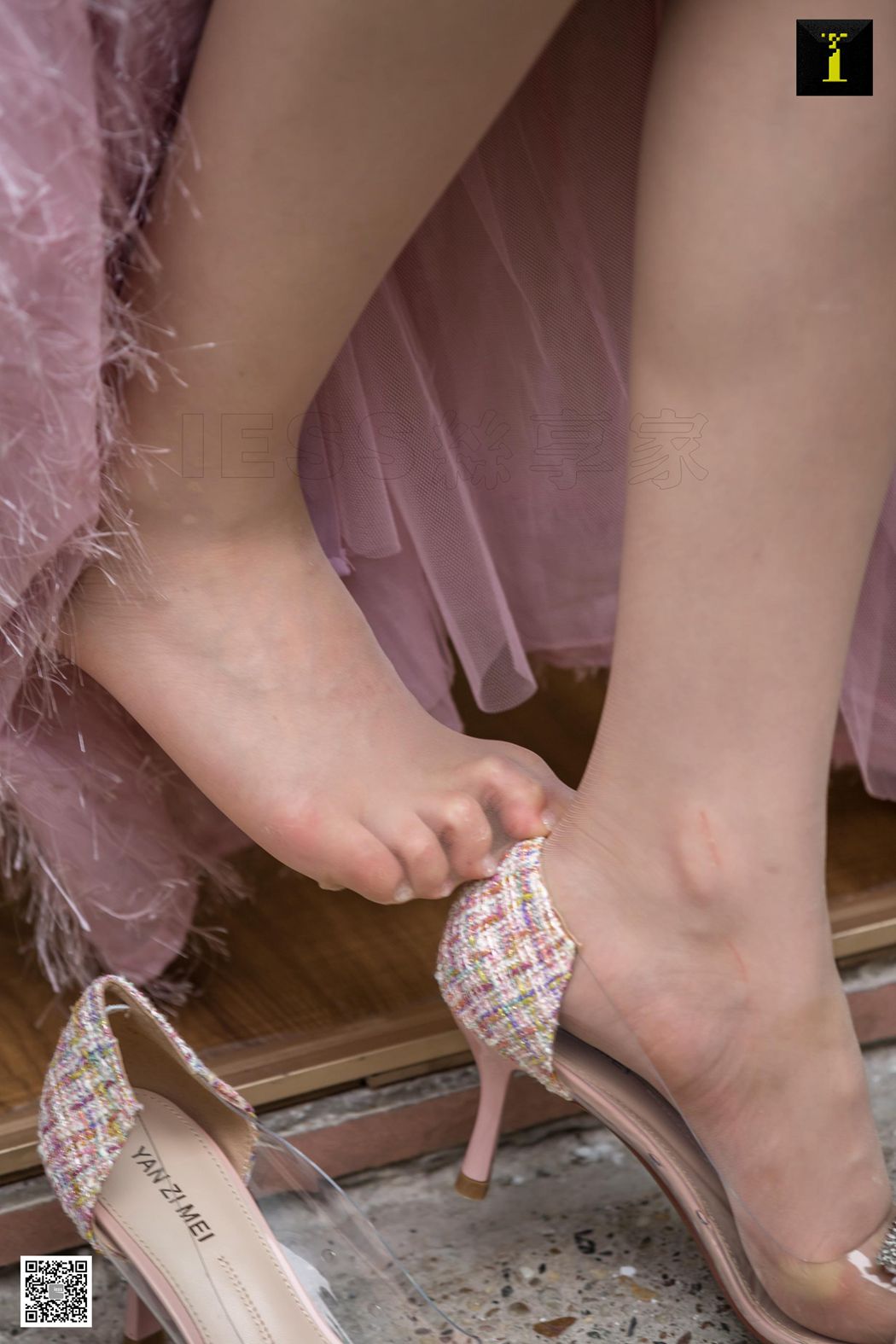 图片[32]-[IESS异思趣向] 2019.06.07 丝享家502：《九妹的粉色长裙》九妹 在线浏览 – 速更版-美库