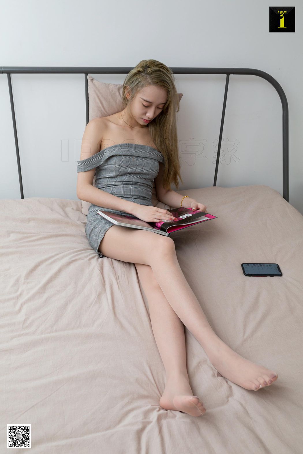 图片[94]-[IESS异思趣向] 2019.06.12 丝享家505：《乐乐的露肩包臀裙》乐乐 在线浏览 – 速更版-美库