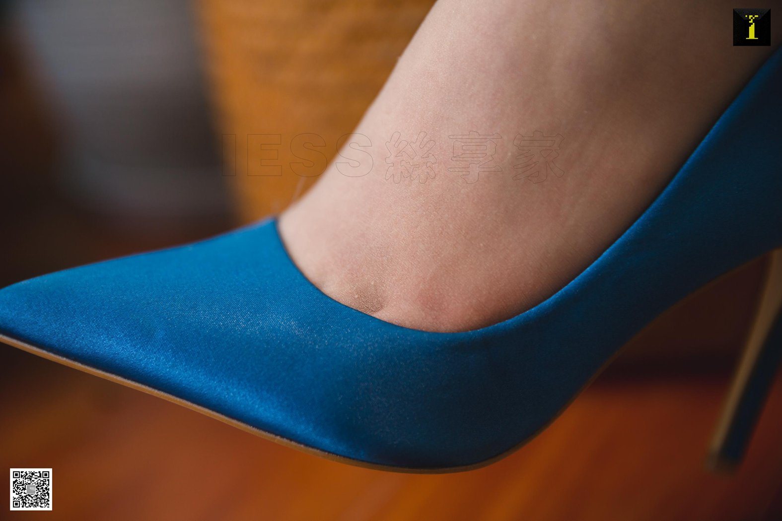 图片[40]-[IESS异思趣向] 2019.06.18 丝享家509：《云芝绸面蓝色高跟》云芝 在线浏览 – 速更版-美库