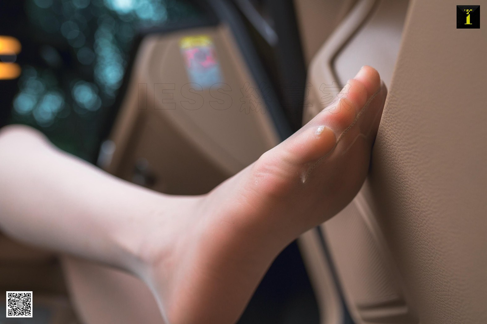 图片[24]-[IESS异思趣向] 2019.06.25 丝享家514：《九妹的汽车之恋》九妹 在线浏览 – 速更版-美库