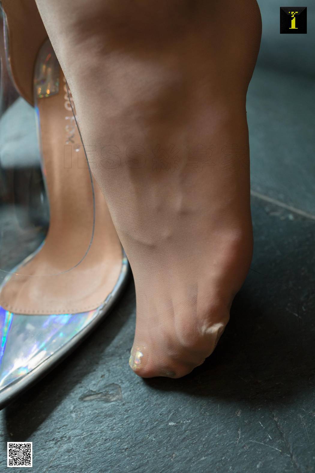 图片[29]-[IESS异思趣向] 2019.07.08 丝享家523：《喵姐的碎花波波裙》喵姐 在线浏览 – 速更版-美库