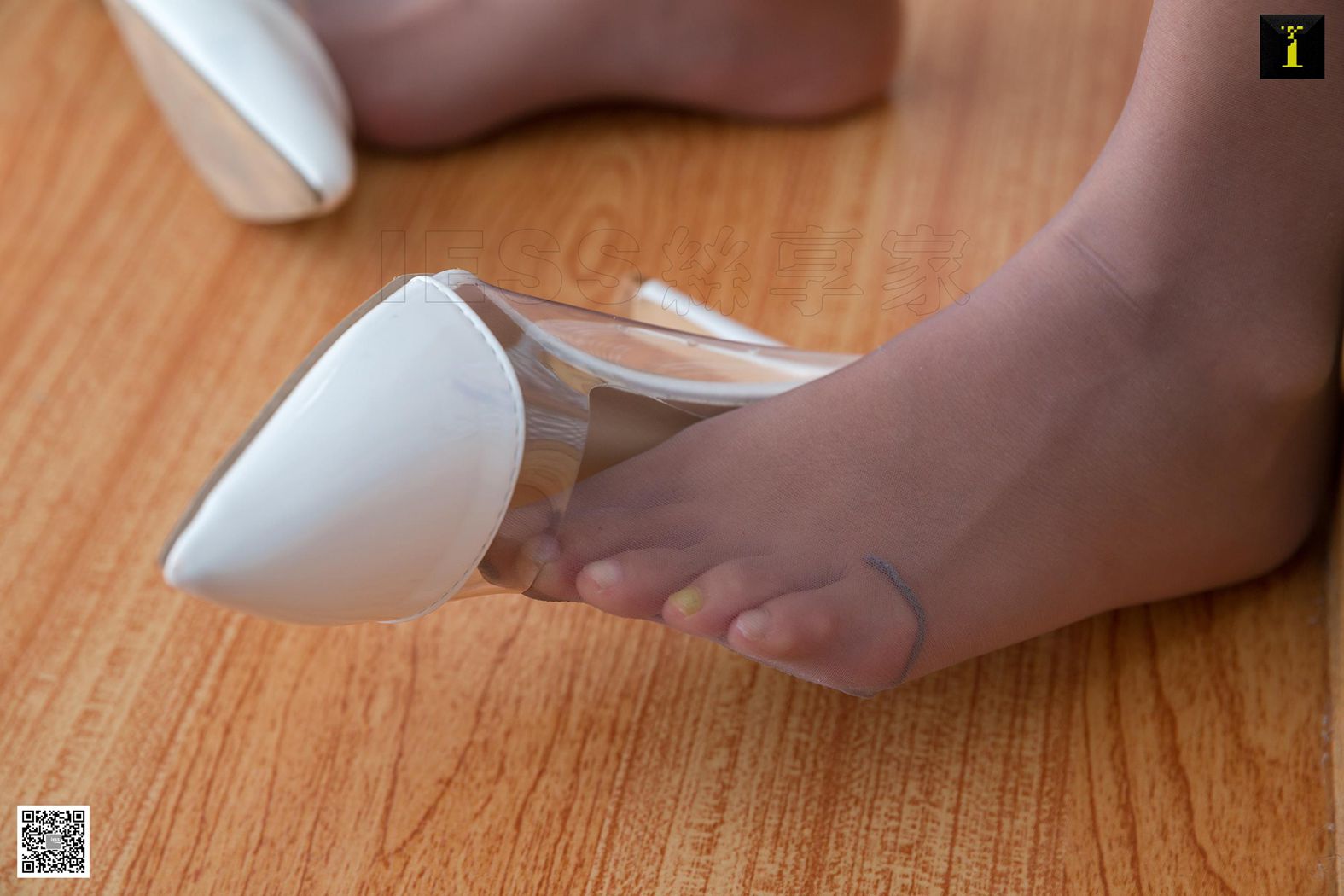 图片[19]-[IESS异思趣向] 2019.07.09 丝享家524：《蓝蓝的婉萍》婉萍 在线浏览 – 速更版-美库