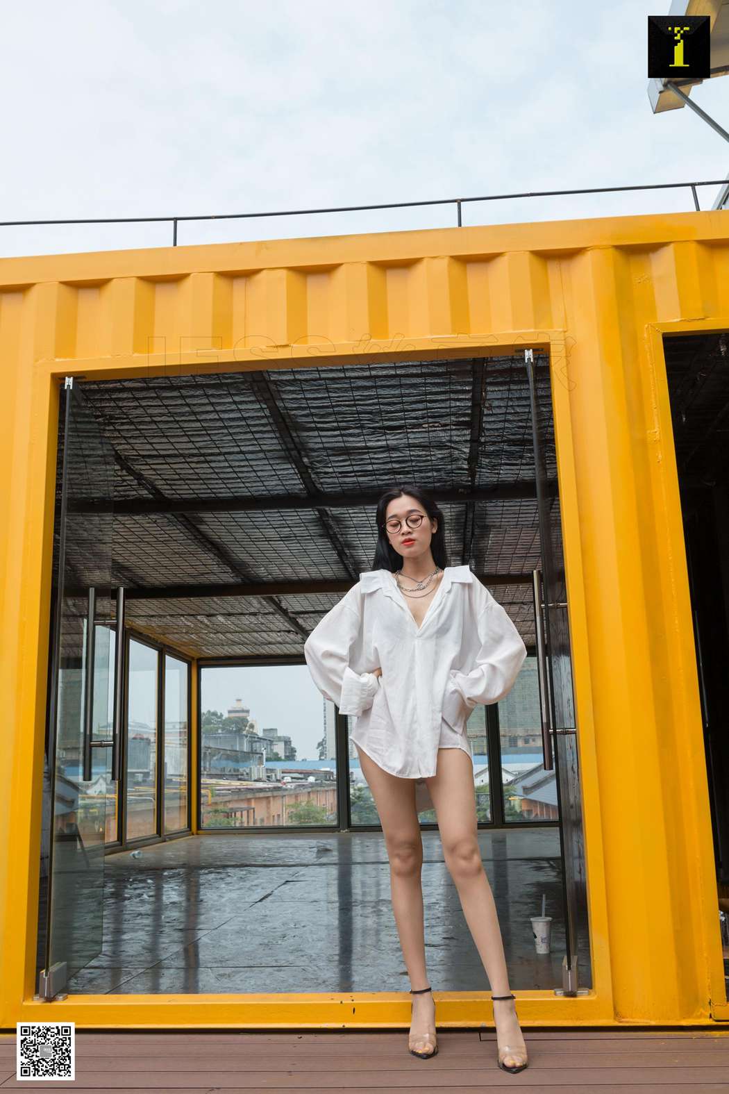 图片[46]-[IESS异思趣向] 2019.07.22 丝享家533：可乐《男友衬衫里的温柔》 在线浏览 – 速更版-美库