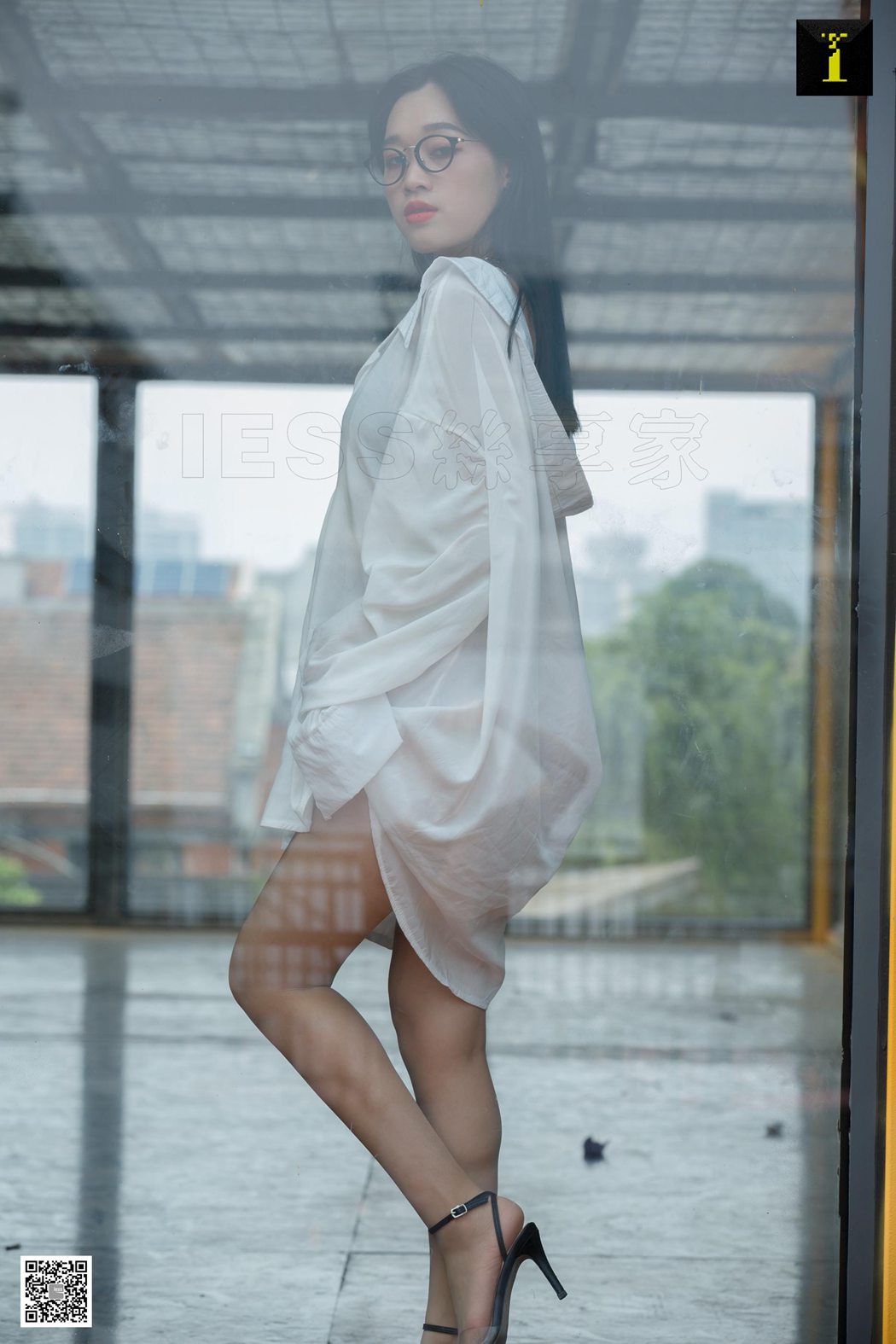 图片[66]-[IESS异思趣向] 2019.07.22 丝享家533：可乐《男友衬衫里的温柔》 在线浏览 – 速更版-美库