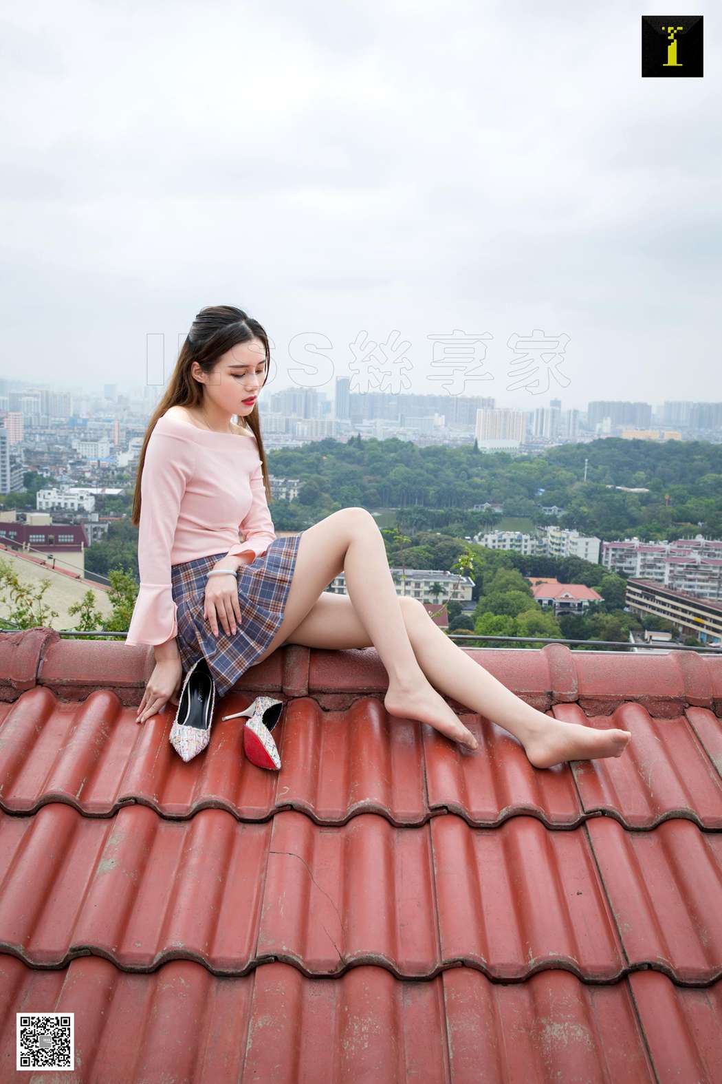 图片[26]-[IESS异思趣向] 2019.08.07 丝享家545：九妹《九妹七夕红屋顶》 在线浏览 – 速更版-美库