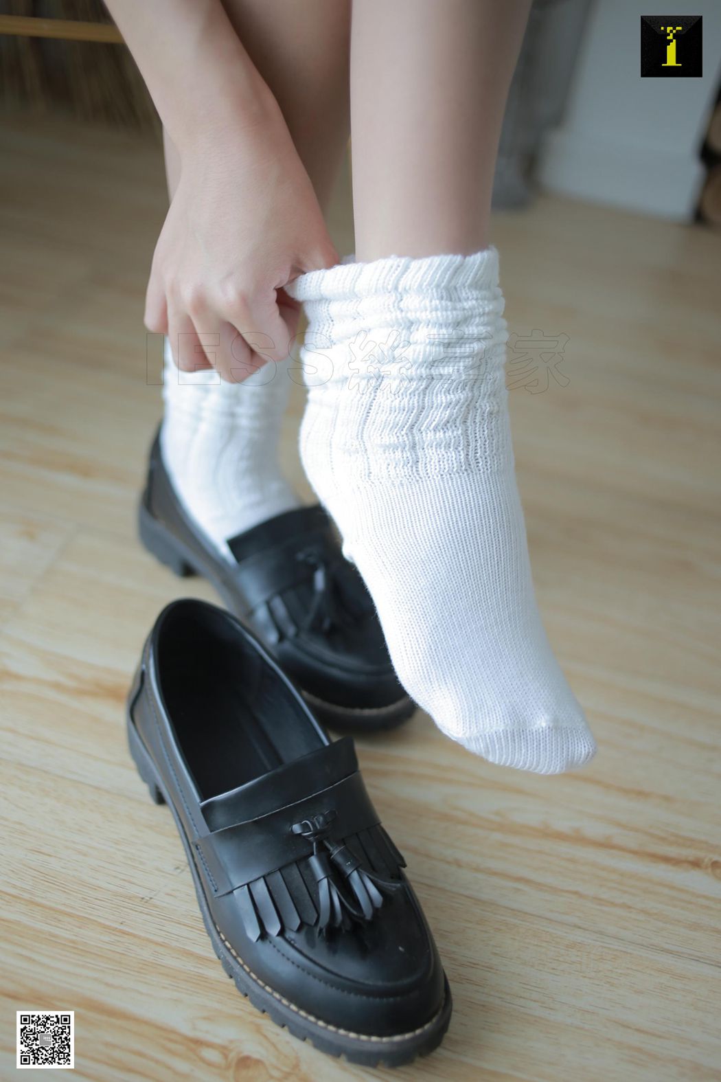 图片[26]-[IESS异思趣向] 2019.08.21 丝享家555：小衫《小衫初尝JK棉袜》 在线浏览 – 速更版-美库