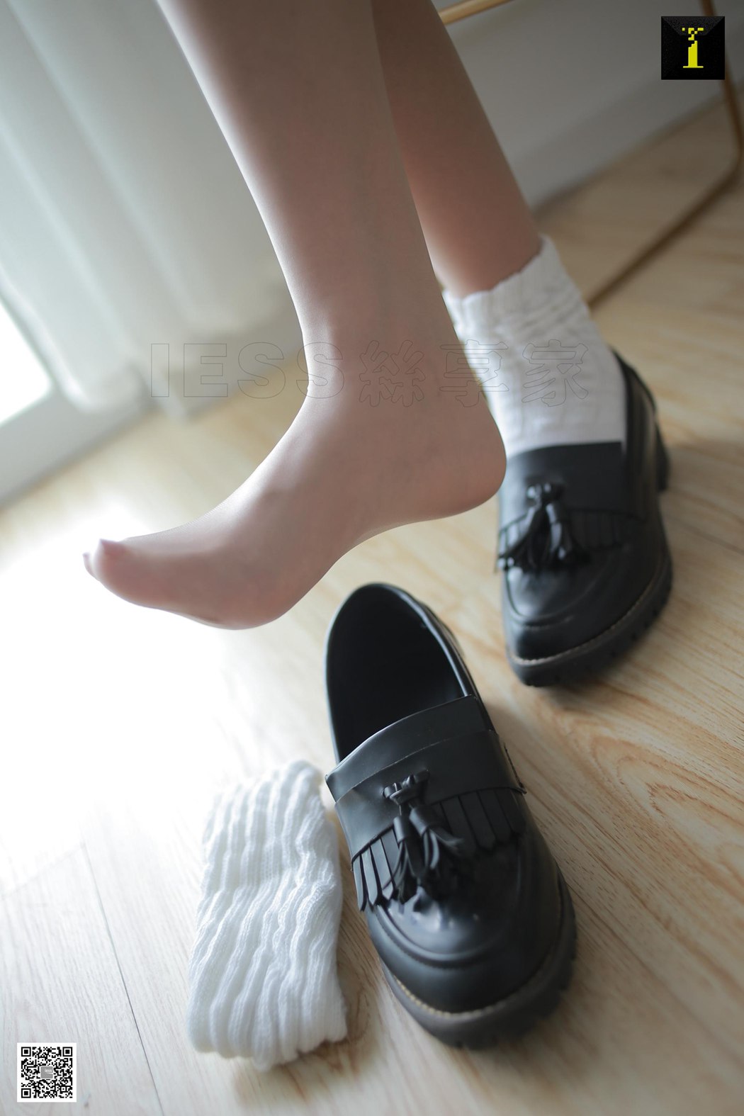 图片[10]-[IESS异思趣向] 2019.08.21 丝享家555：小衫《小衫初尝JK棉袜》 在线浏览 – 速更版-美库