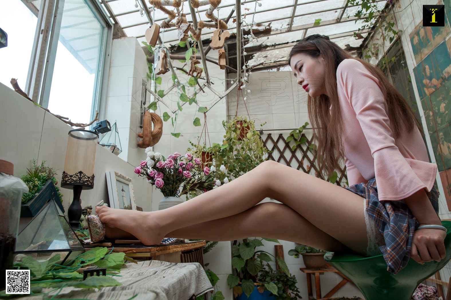 [IESS异思趣向] 2019.09.06 丝享家566：九妹《九妹爬下屋顶后》在线浏览 – 图云谷-图云谷