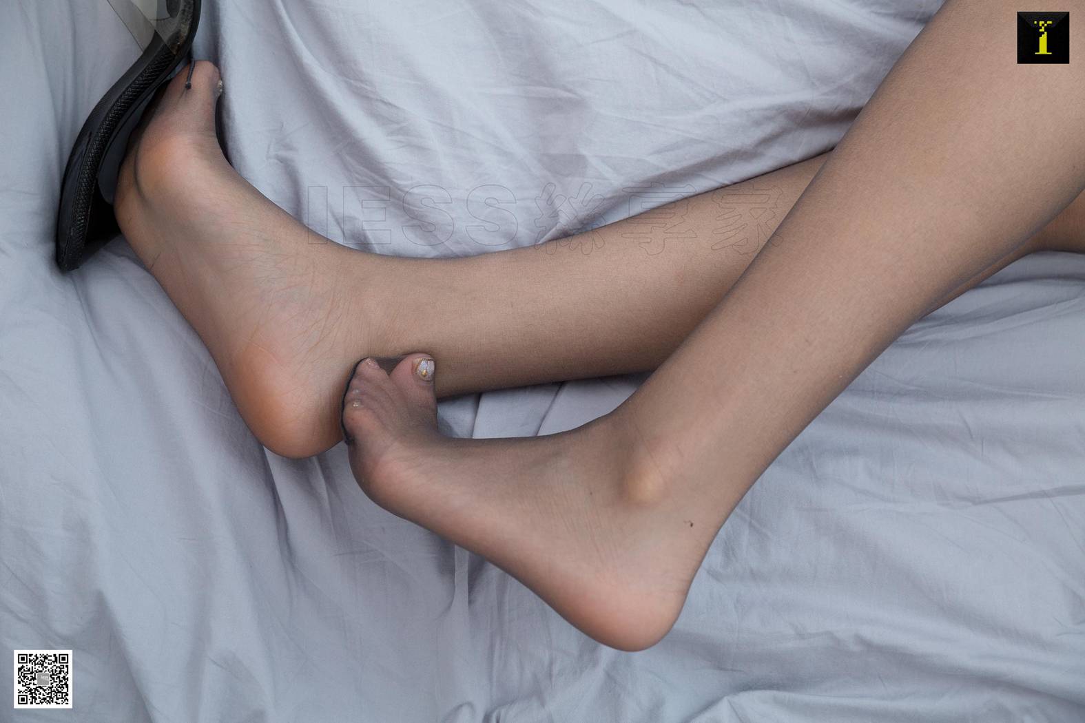 图片[30]-[IESS异思趣向] 2019.09.17 丝享家573：可乐《一个酒醒的妹子》在线浏览 – 速更版-美库