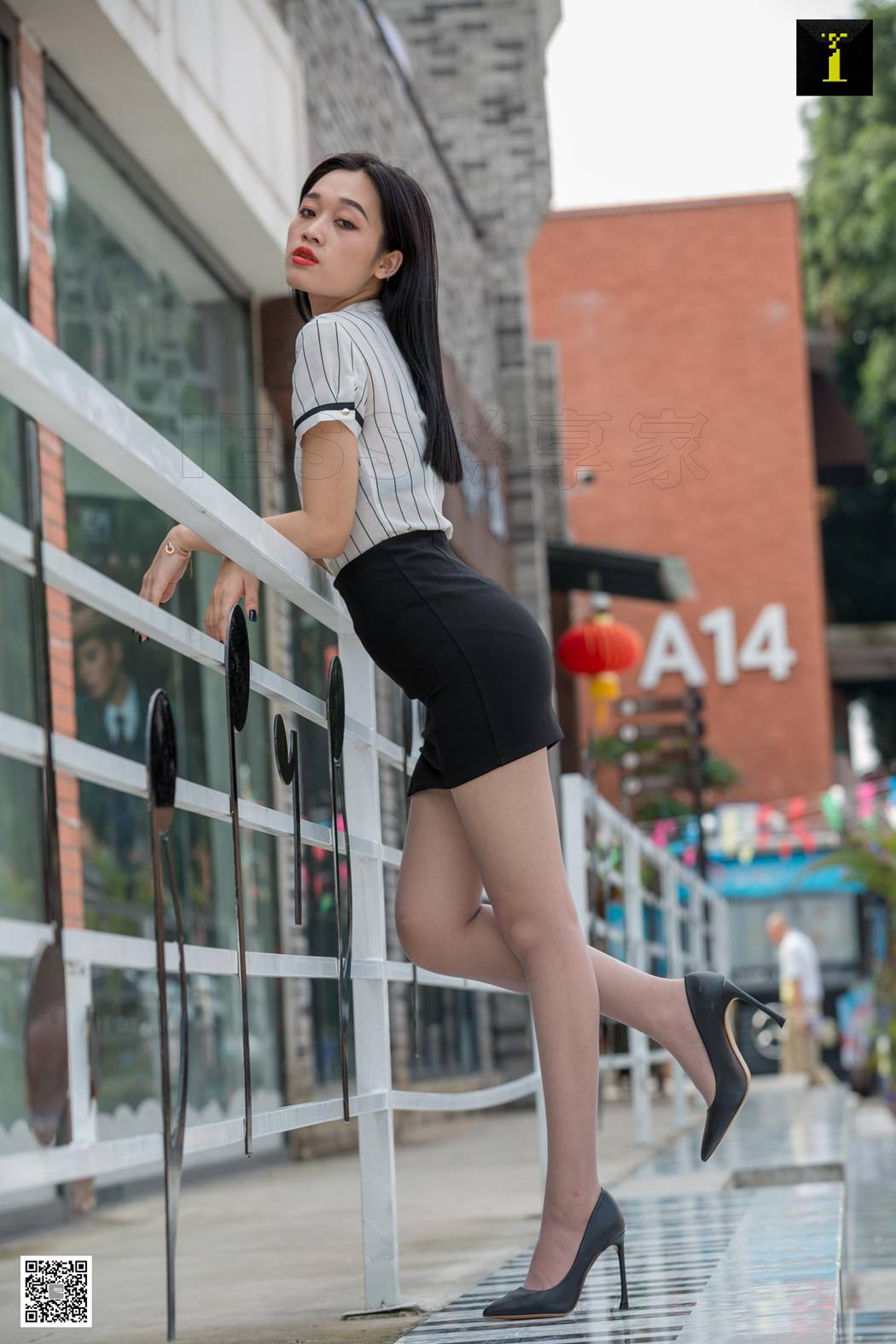 图片[9]-[IESS异思趣向] 2019.09.26 丝享家580：可乐《偶遇白领街拍》在线浏览 – 速更版-美库